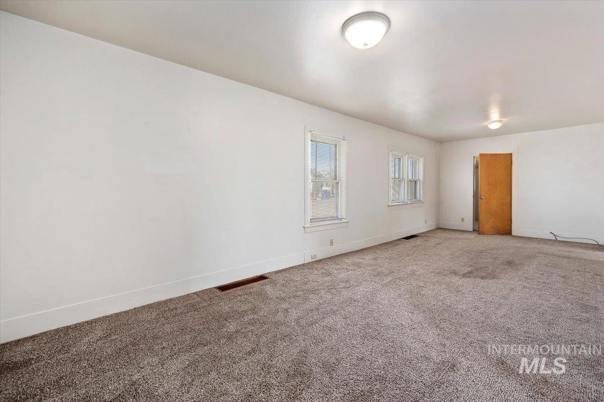 201 Locust Street South, Twin Falls, Idaho 83301, 2 Bedrooms, 1 Bathroom, Residential For Sale, Price $248,000, 98995168