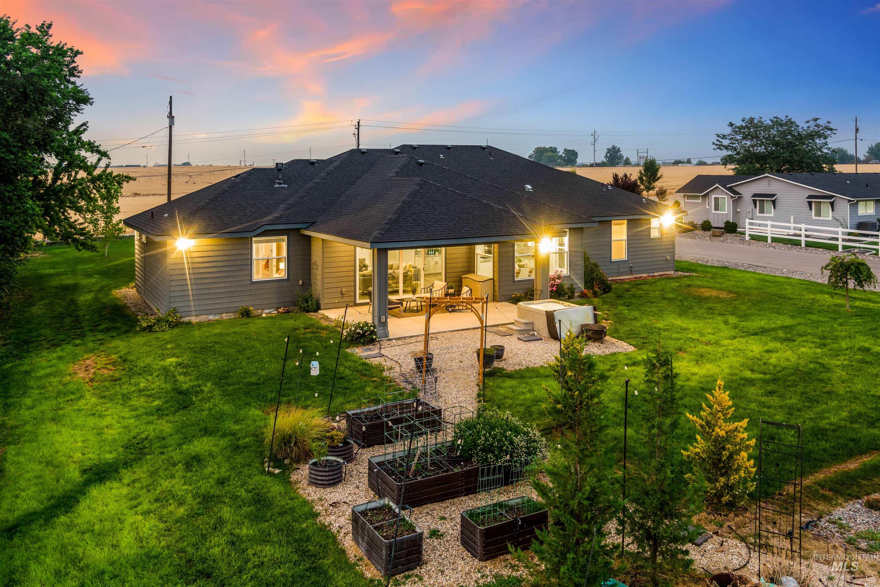 23985 Legends Lane, Caldwell, Idaho 83607, 4 Bedrooms, 3 Bathrooms, Residential For Sale, Price $898,000, 98995169