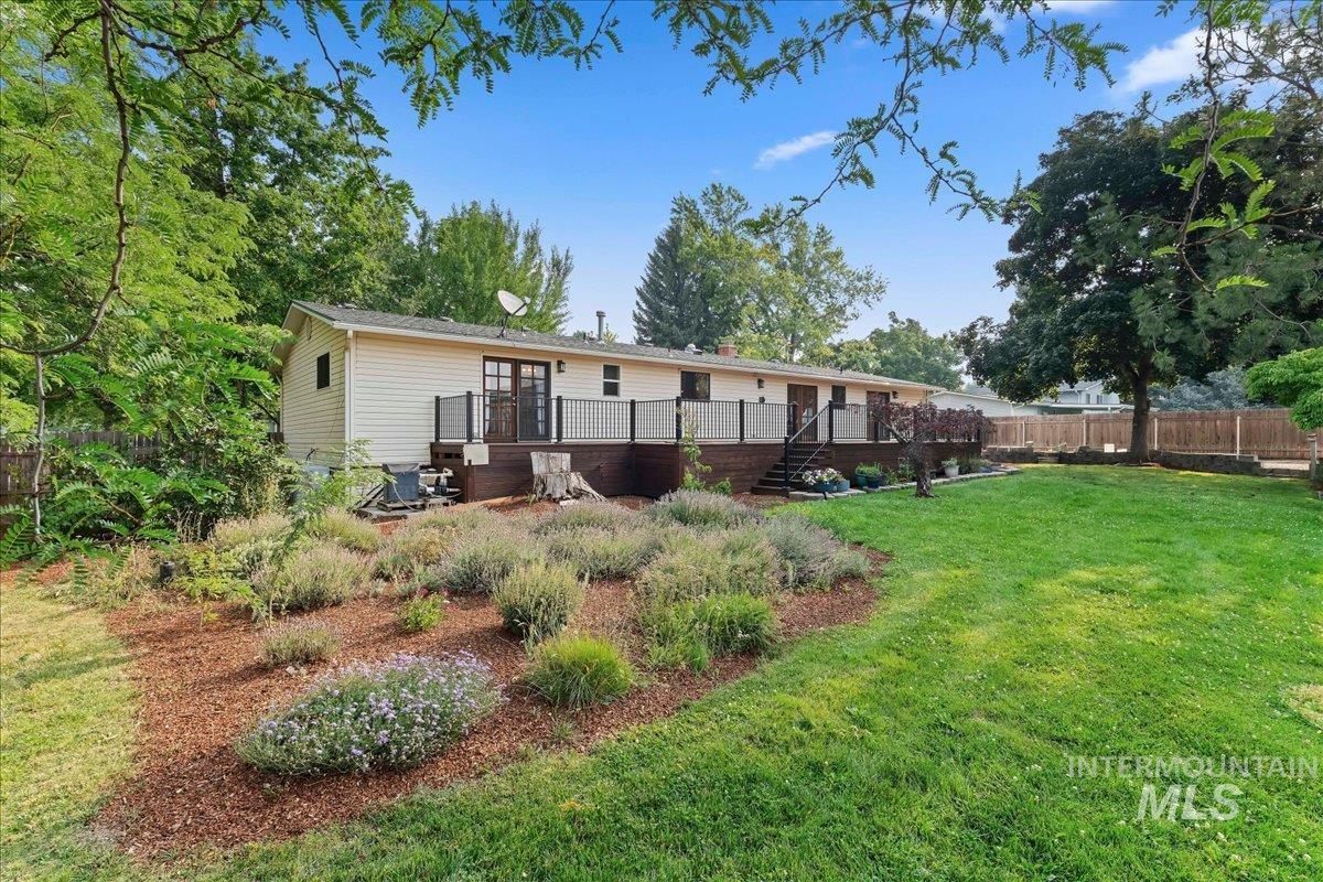 11269 W Reutzel Dr., Boise, Idaho 83709, 6 Bedrooms, 3.5 Bathrooms, Residential For Sale, Price $929,888,MLS 98995174