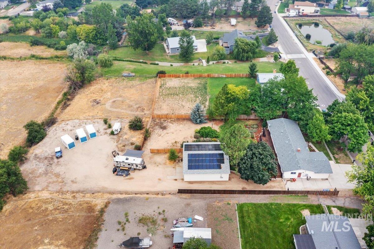 11269 W Reutzel Dr., Boise, Idaho 83709, 6 Bedrooms, 3.5 Bathrooms, Residential For Sale, Price $929,888,MLS 98995174
