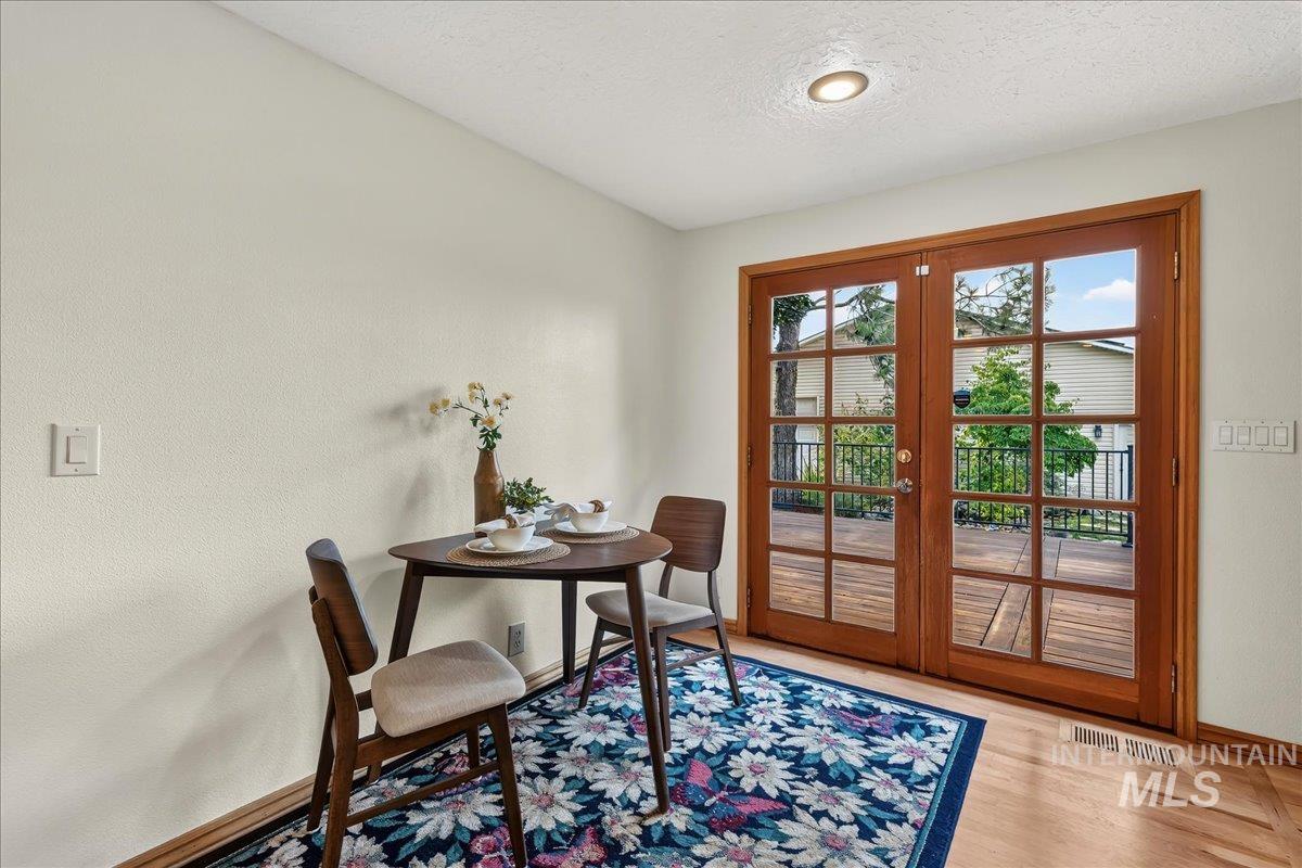 11269 W Reutzel Dr., Boise, Idaho 83709, 6 Bedrooms, 3.5 Bathrooms, Residential For Sale, Price $929,888,MLS 98995174