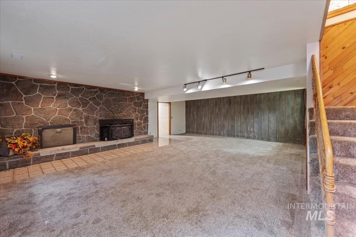 11269 W Reutzel Dr., Boise, Idaho 83709, 6 Bedrooms, 3.5 Bathrooms, Residential For Sale, Price $929,888,MLS 98995174