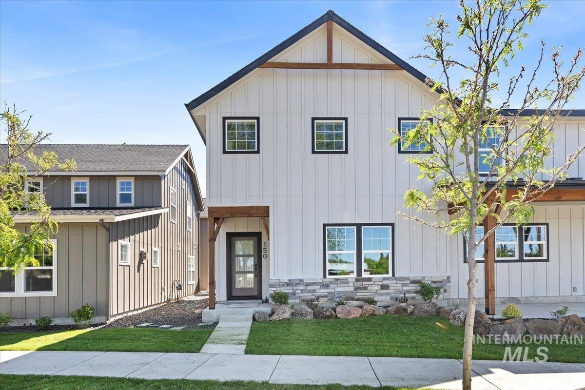 134, 142, 150 N Edgewood Ln, Eagle, Idaho 83616, 3 Bedrooms, 2.5 Bathrooms, Residential Income For Sale, Price $1,751,000,MLS 98995176