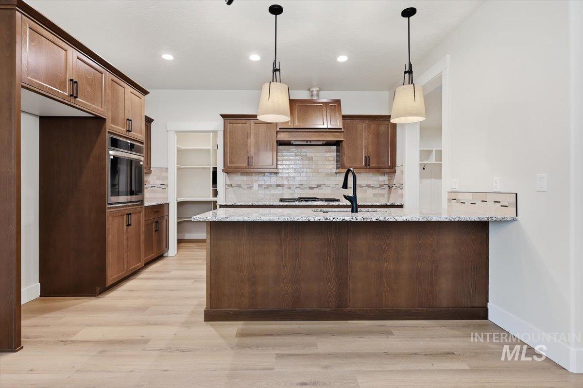9391 S Esmeralda St, Kuna, Idaho 83634, 3 Bedrooms, 2 Bathrooms, Residential For Sale, Price $599,900,MLS 98995177