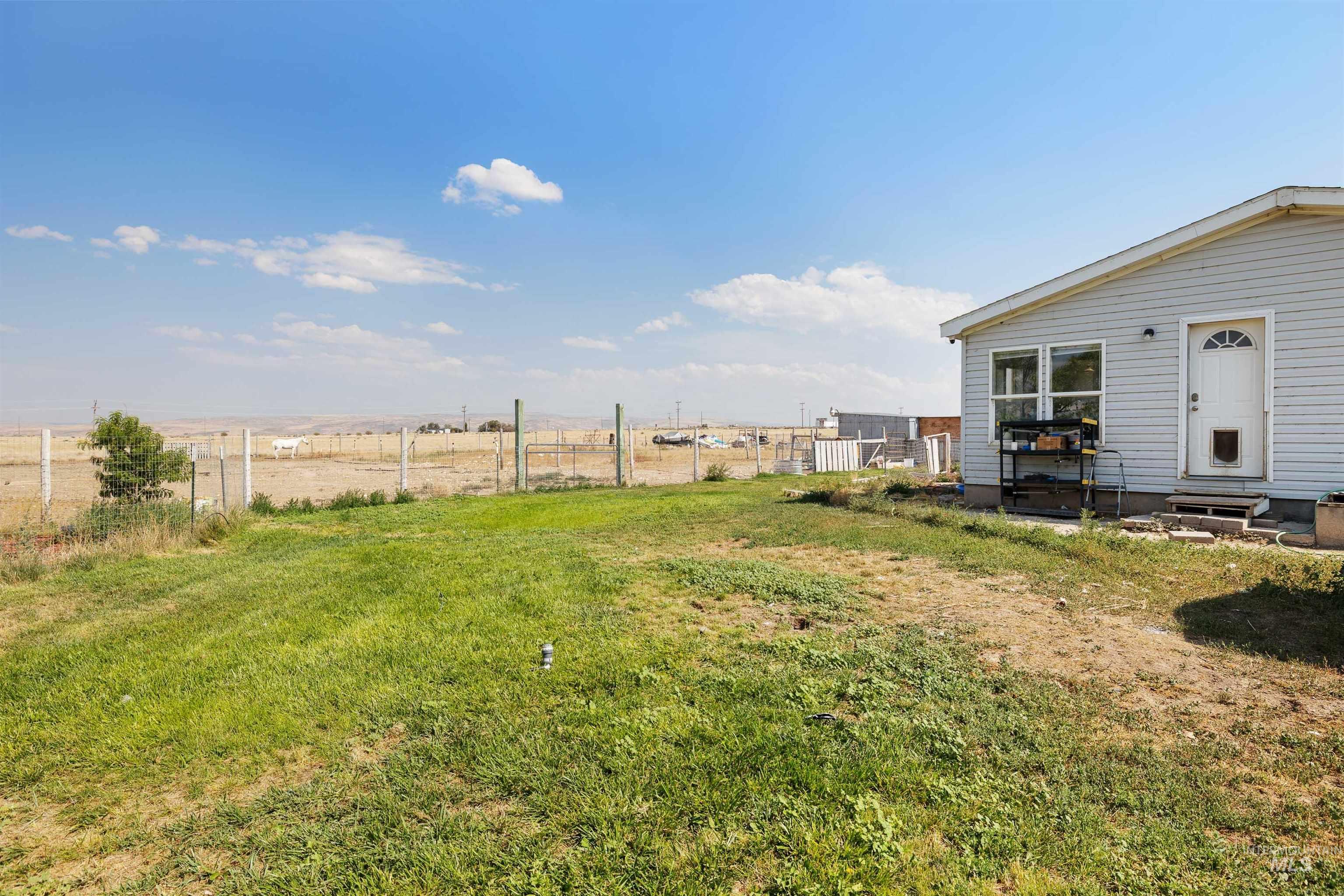 2424 Oakley Ave, Hollister, Idaho 83301, 3 Bedrooms, 2 Bathrooms, Residential For Sale, Price $359,999, 98995178