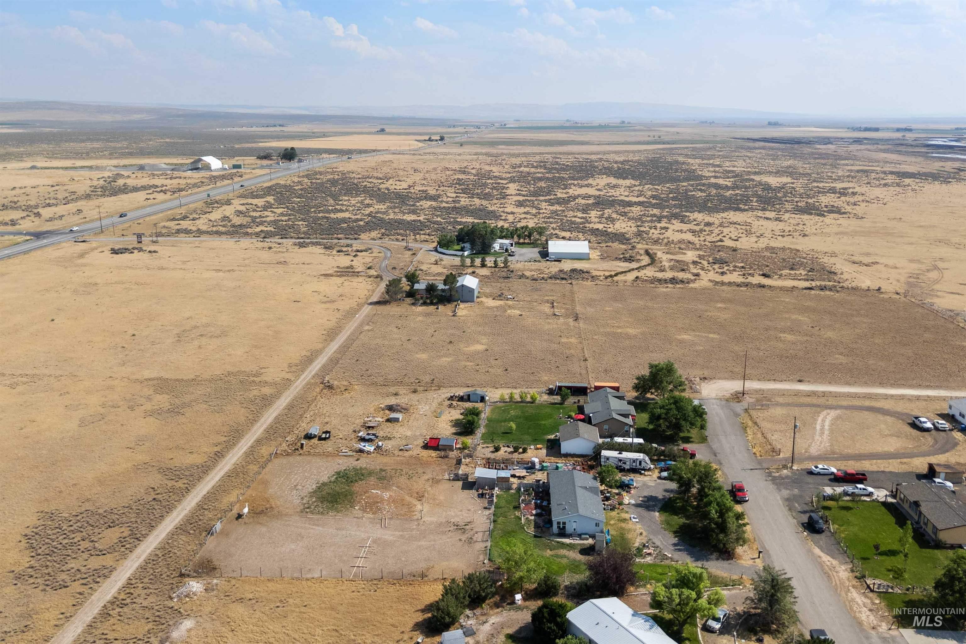 2424 Oakley Ave, Hollister, Idaho 83301, 3 Bedrooms, 2 Bathrooms, Residential For Sale, Price $359,999, 98995178