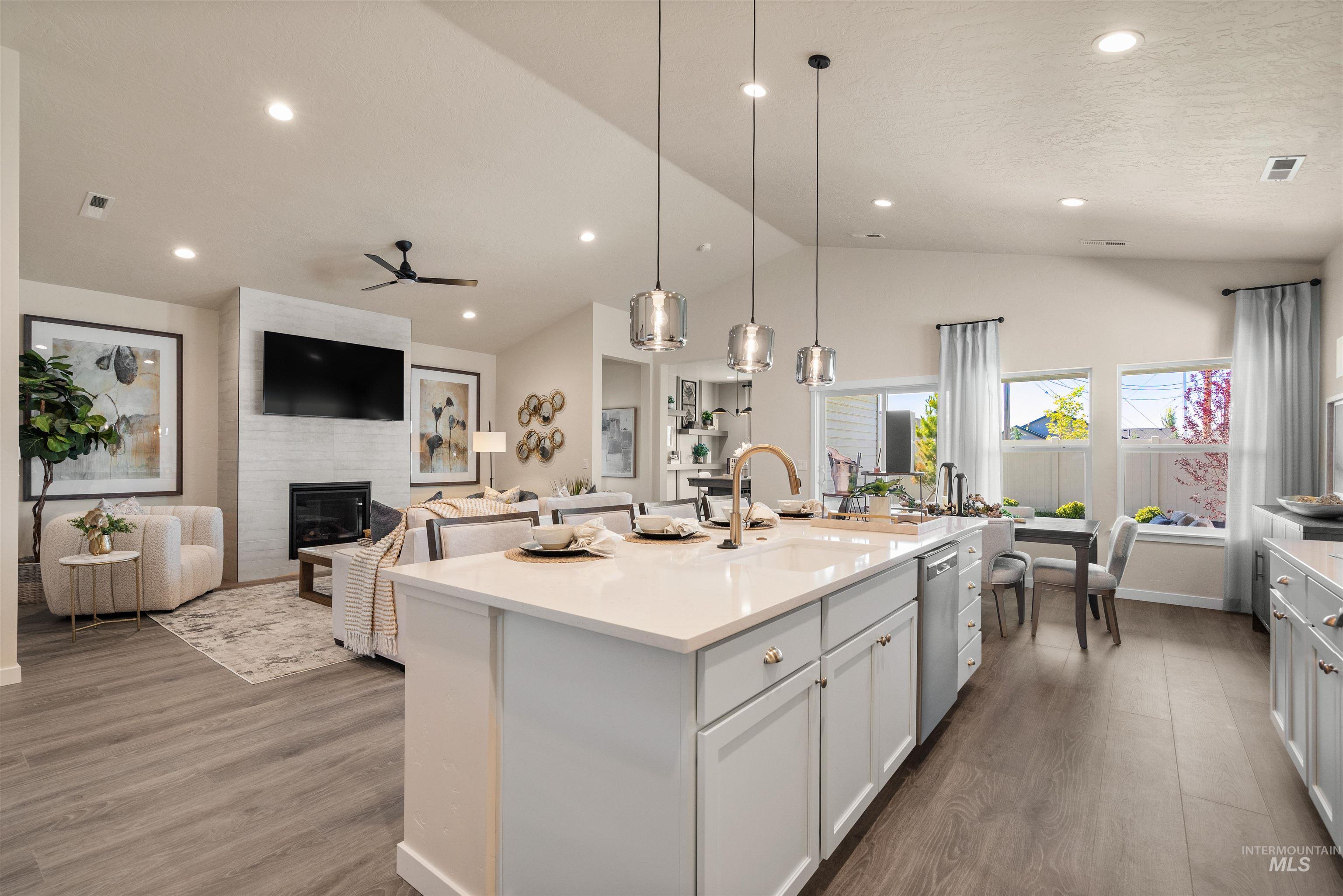 4408 Solitude way, Caldwell, Idaho 83607, 3 Bedrooms, 2 Bathrooms, Residential For Sale, Price $439,990,MLS 98995179