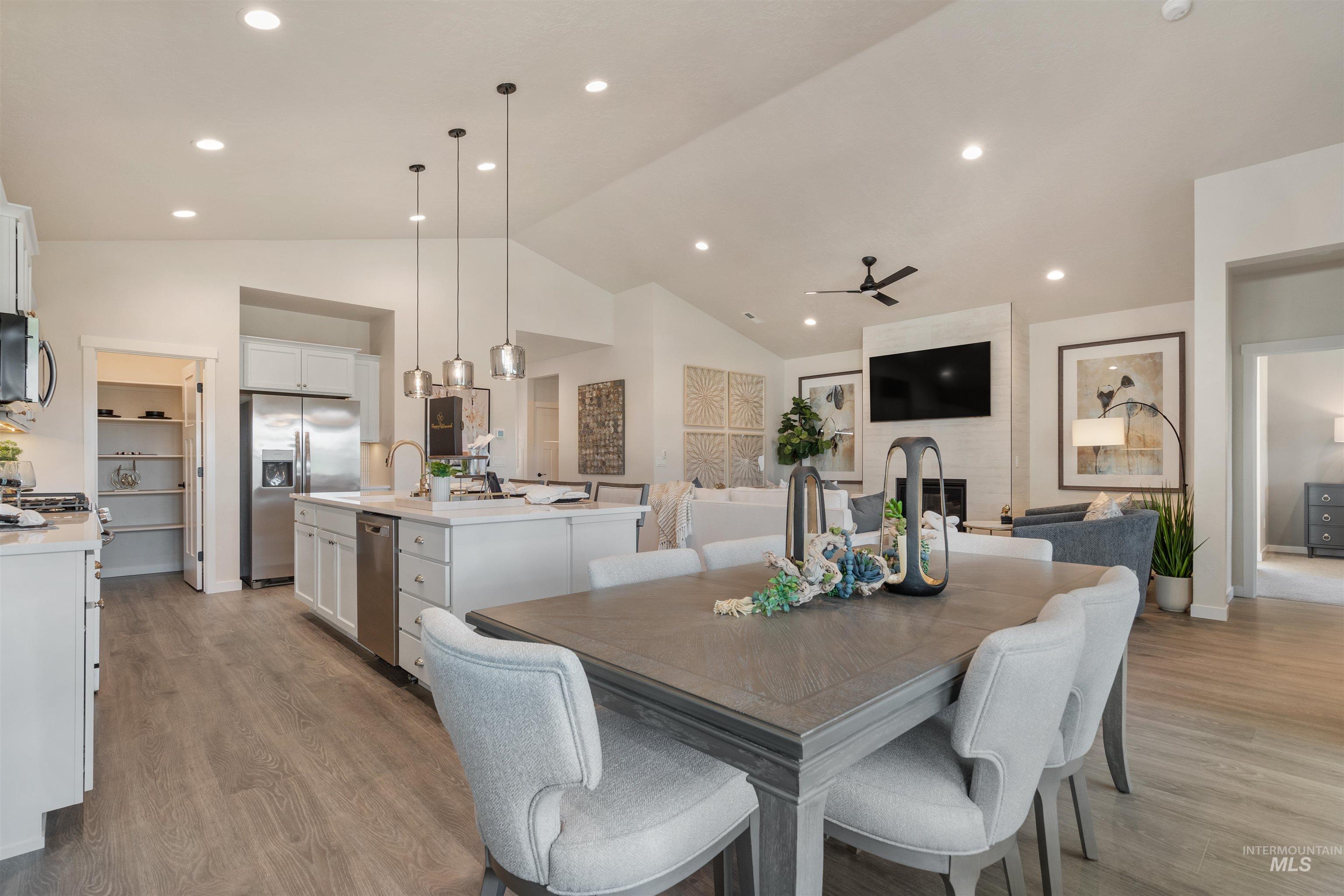4408 Solitude way, Caldwell, Idaho 83607, 3 Bedrooms, 2 Bathrooms, Residential For Sale, Price $439,990,MLS 98995179