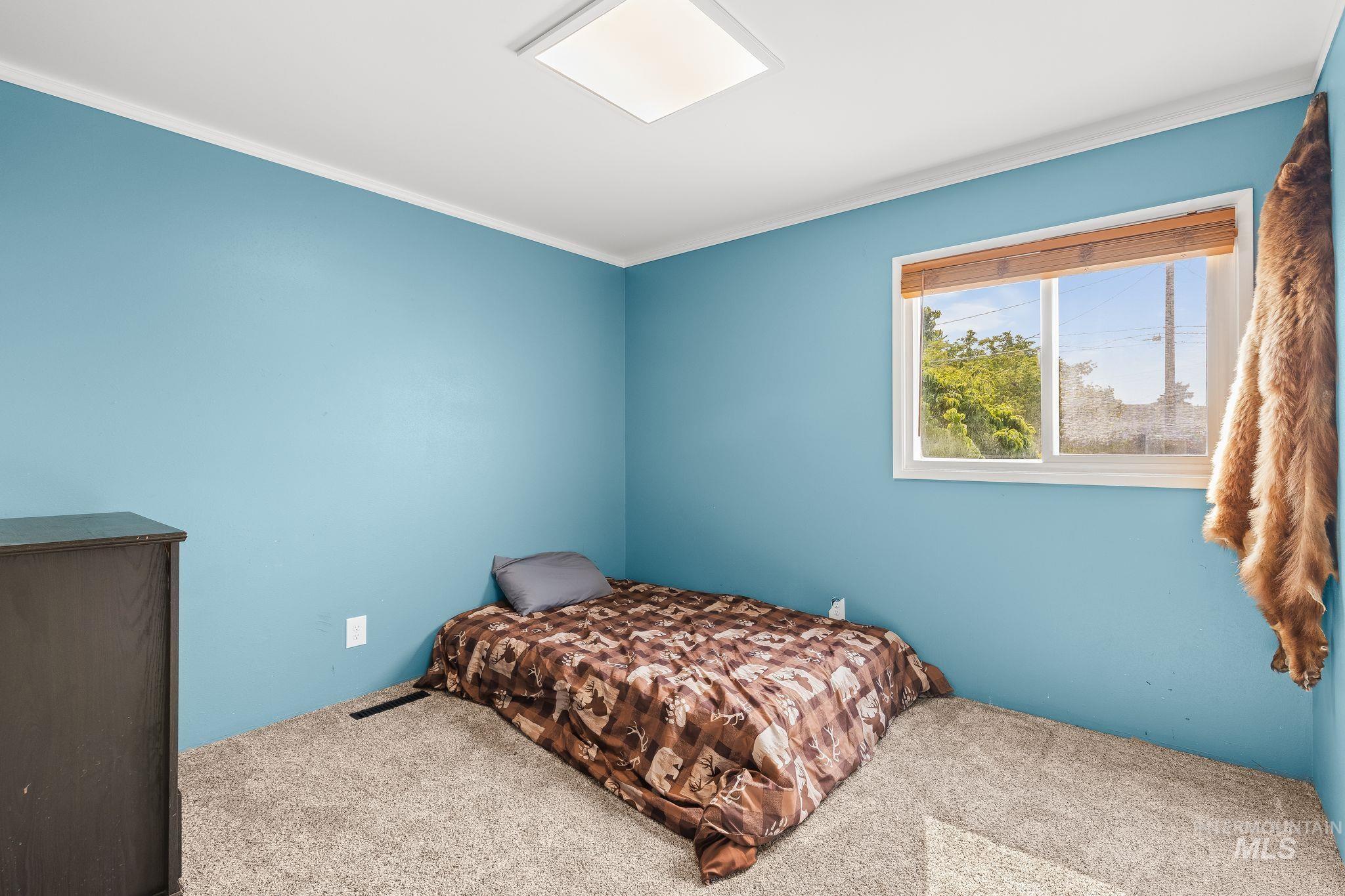 1019 29th St, Lewiston, Idaho 83501, 4 Bedrooms, 2 Bathrooms, Residential For Sale, Price $699,000, 98995180