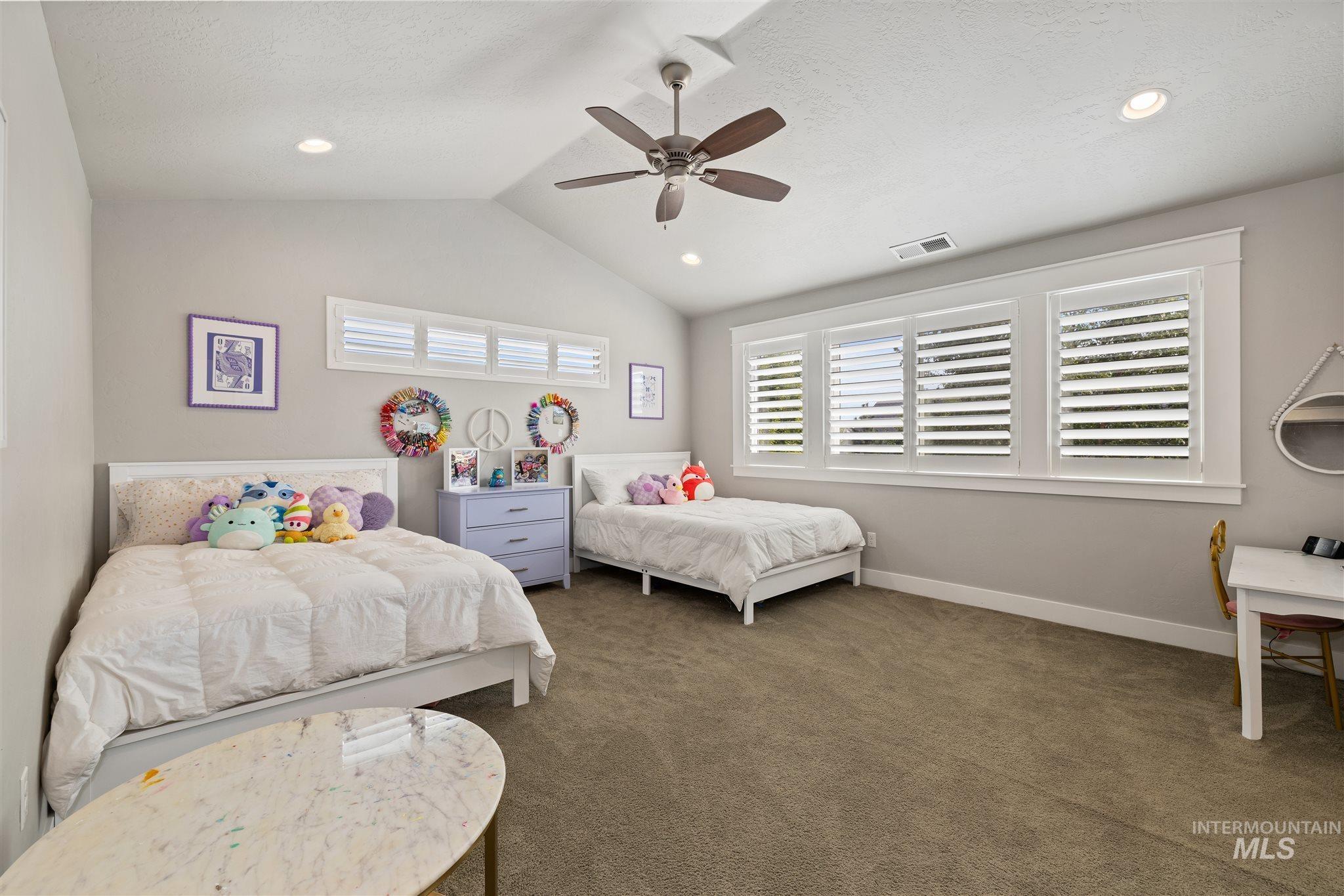 3401 W Wolf Rapids Dr, Meridian, Idaho 83646, 5 Bedrooms, 3.5 Bathrooms, Residential For Sale, Price $999,900, 98995181