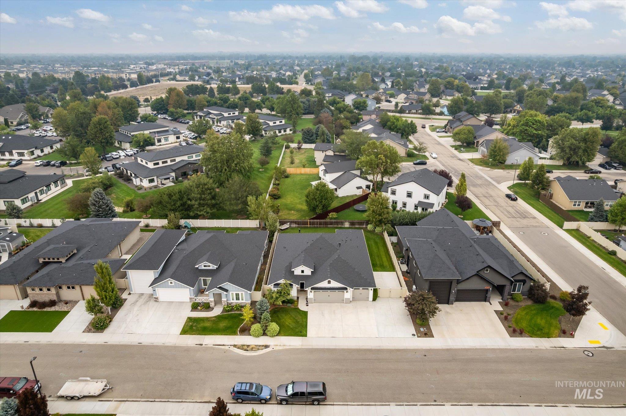 4580 N Bryce Canyon Ave, Meridian, Idaho 83646, 4 Bedrooms, 2 Bathrooms, Residential For Sale, Price $689,900, 98995184