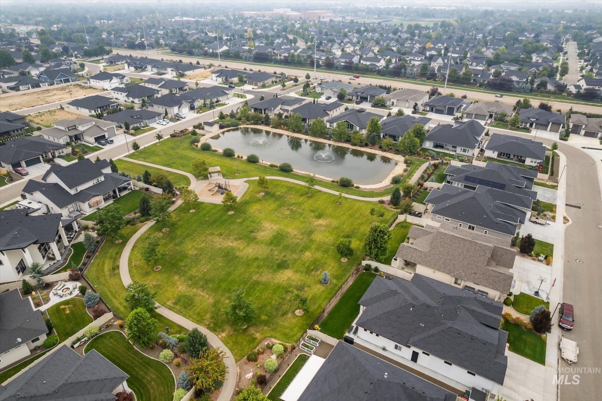 4580 N Bryce Canyon Ave, Meridian, Idaho 83646, 4 Bedrooms, 2 Bathrooms, Residential For Sale, Price $689,900, 98995184