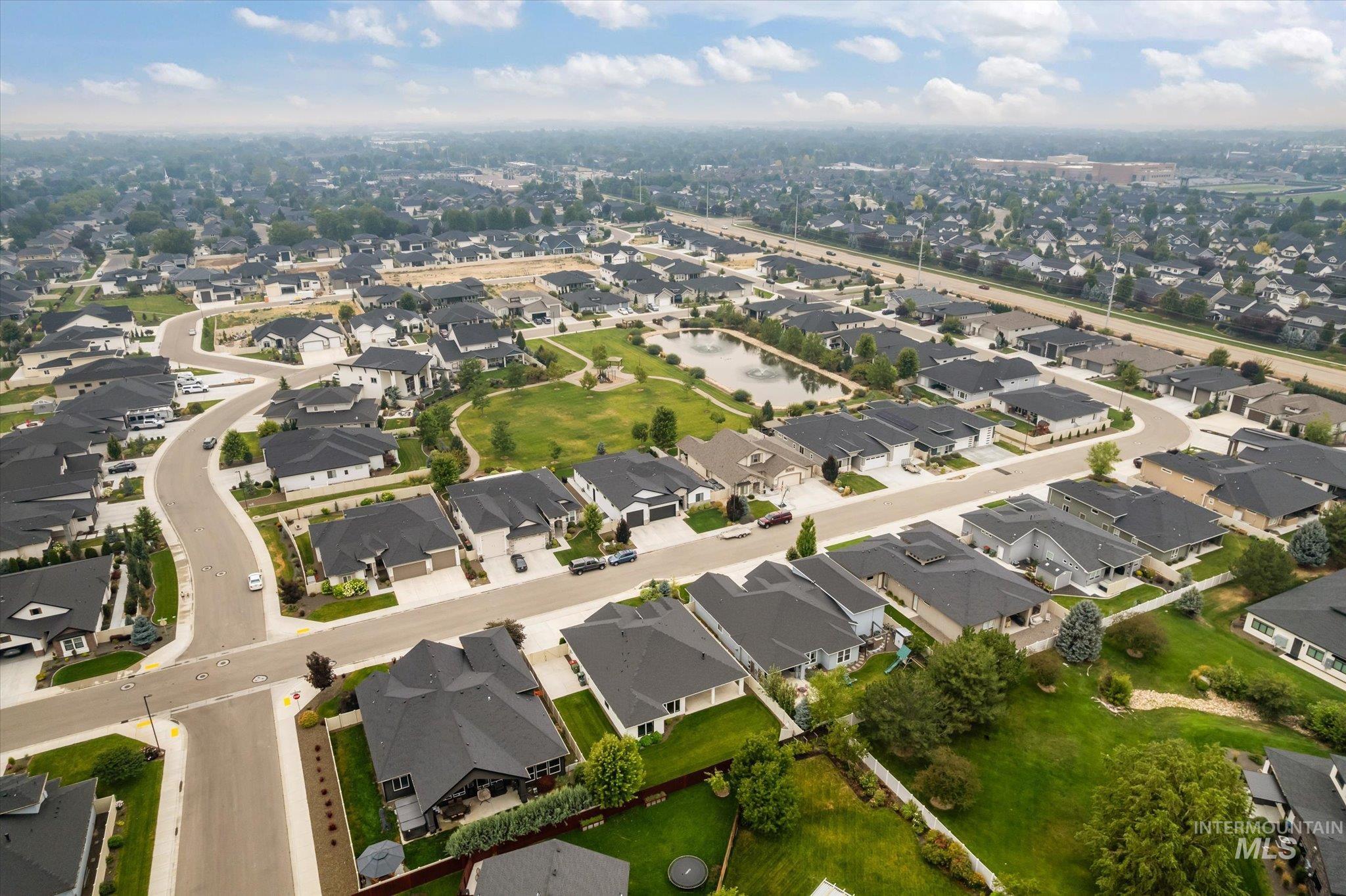 4580 N Bryce Canyon Ave, Meridian, Idaho 83646, 4 Bedrooms, 2 Bathrooms, Residential For Sale, Price $689,900, 98995184