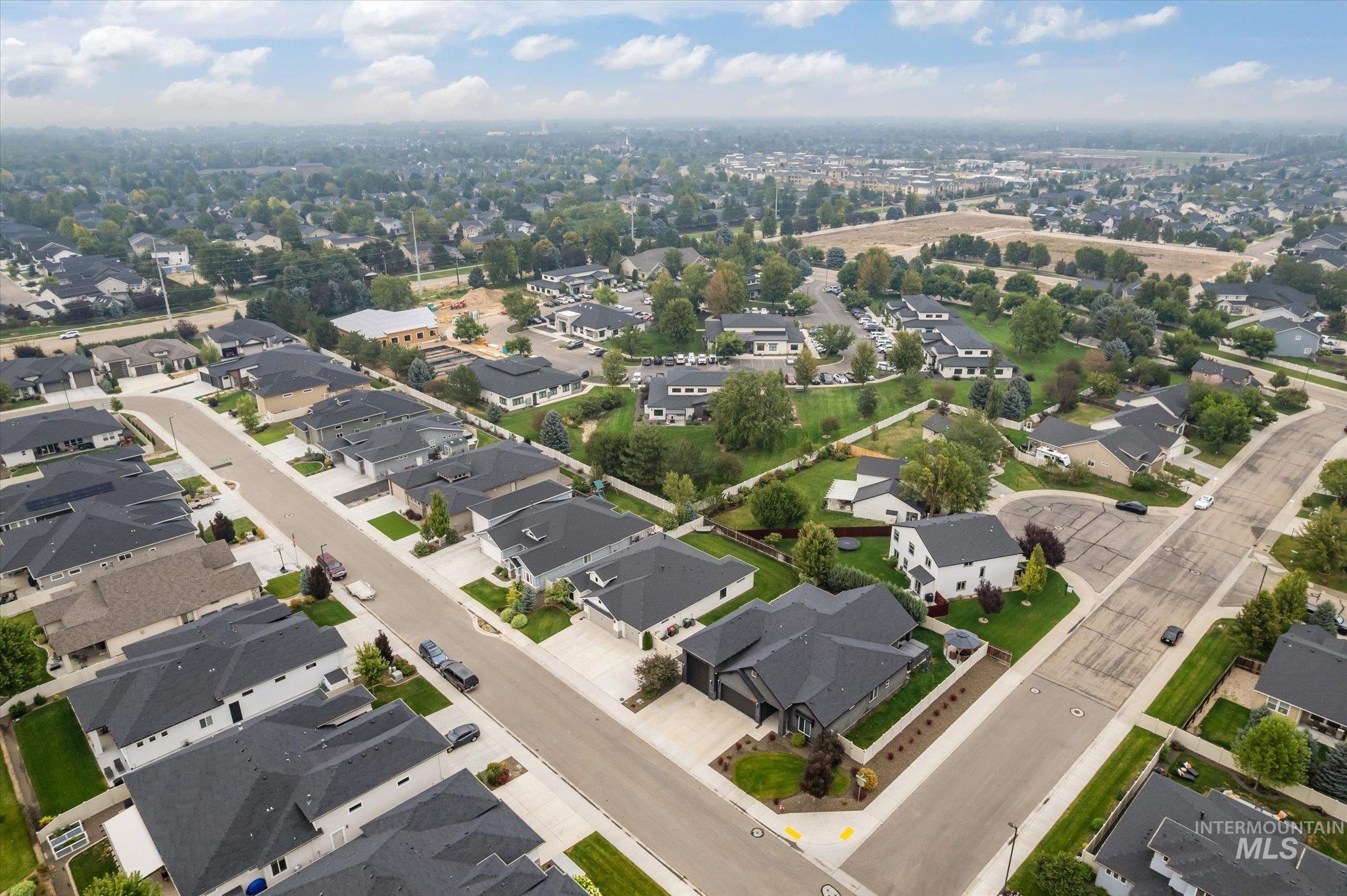 4580 N Bryce Canyon Ave, Meridian, Idaho 83646, 4 Bedrooms, 2 Bathrooms, Residential For Sale, Price $689,900, 98995184