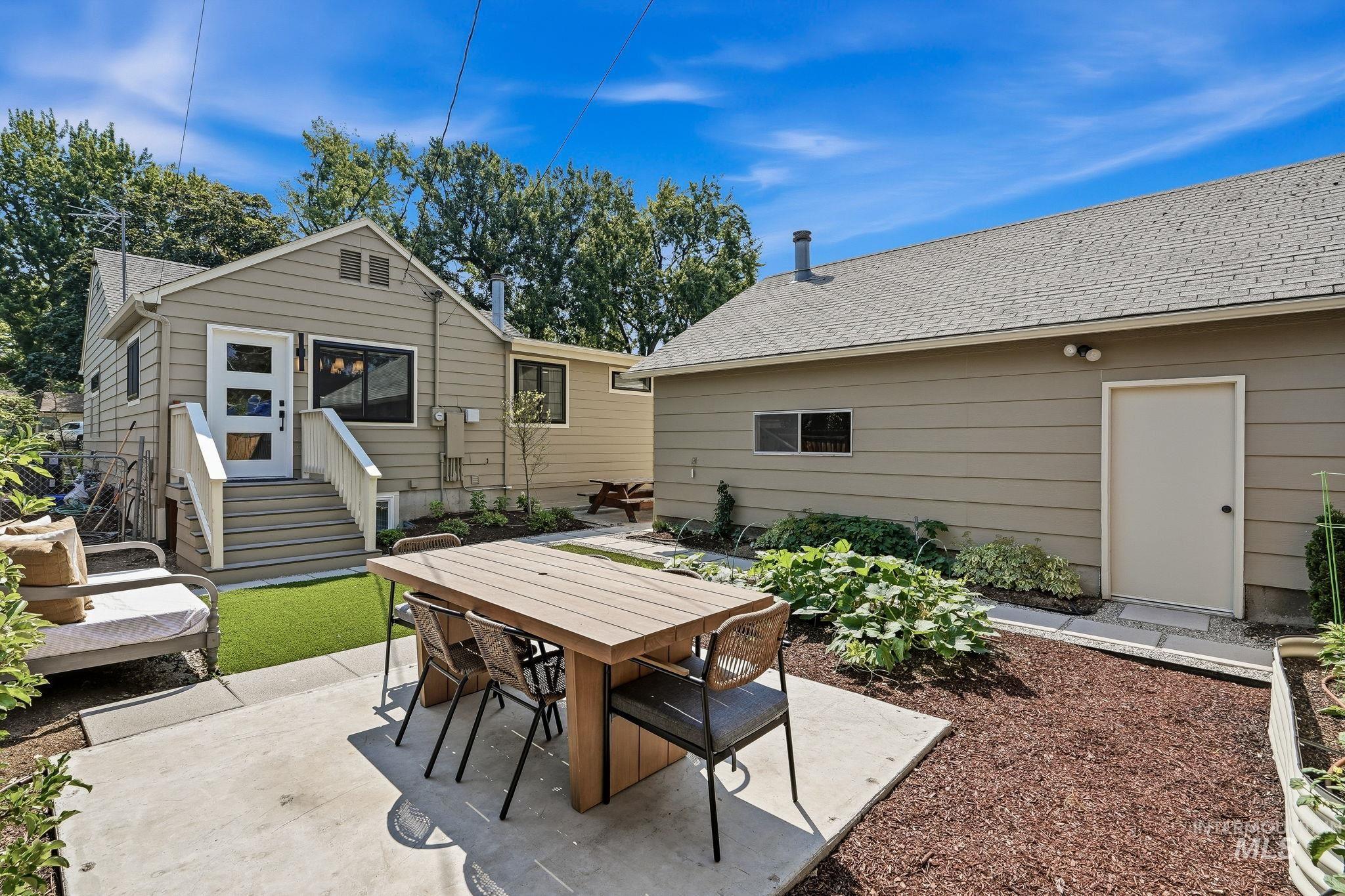 2301 N 19th, Boise, Idaho 83702, 4 Bedrooms, 3 Bathrooms, Residential For Sale, Price $1,100,000, 98995192