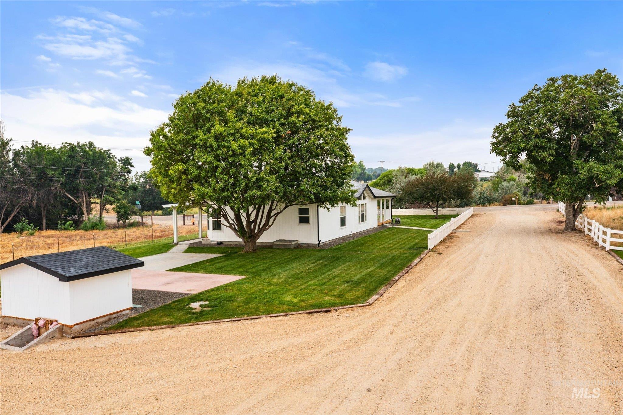 2283 Canyon Rd S, Melba, Idaho 83641, 3 Bedrooms, 2 Bathrooms, Residential For Sale, Price $1,595,000, 98995194