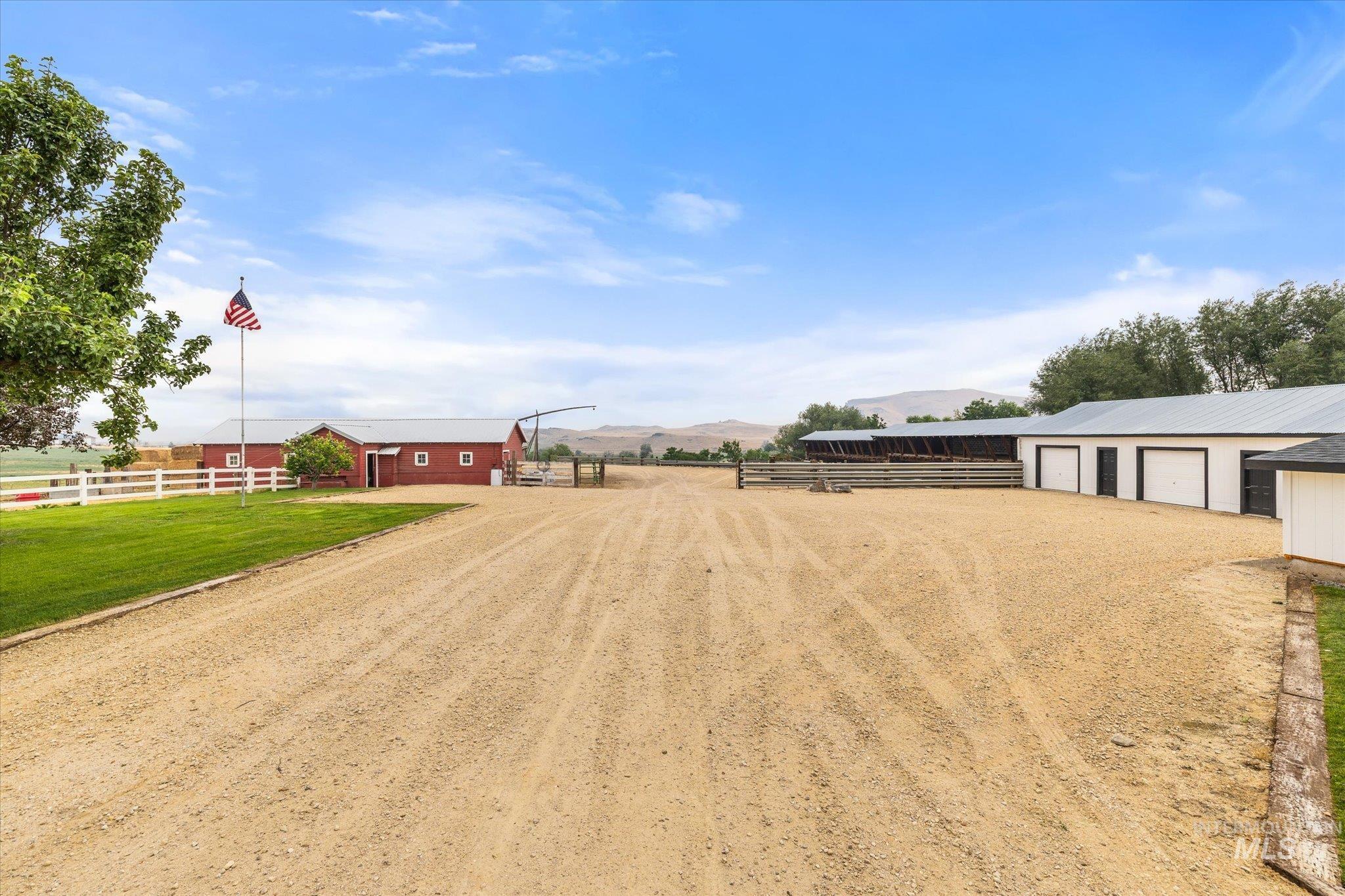 2283 Canyon Rd S, Melba, Idaho 83641, 3 Bedrooms, 2 Bathrooms, Residential For Sale, Price $1,595,000, 98995194