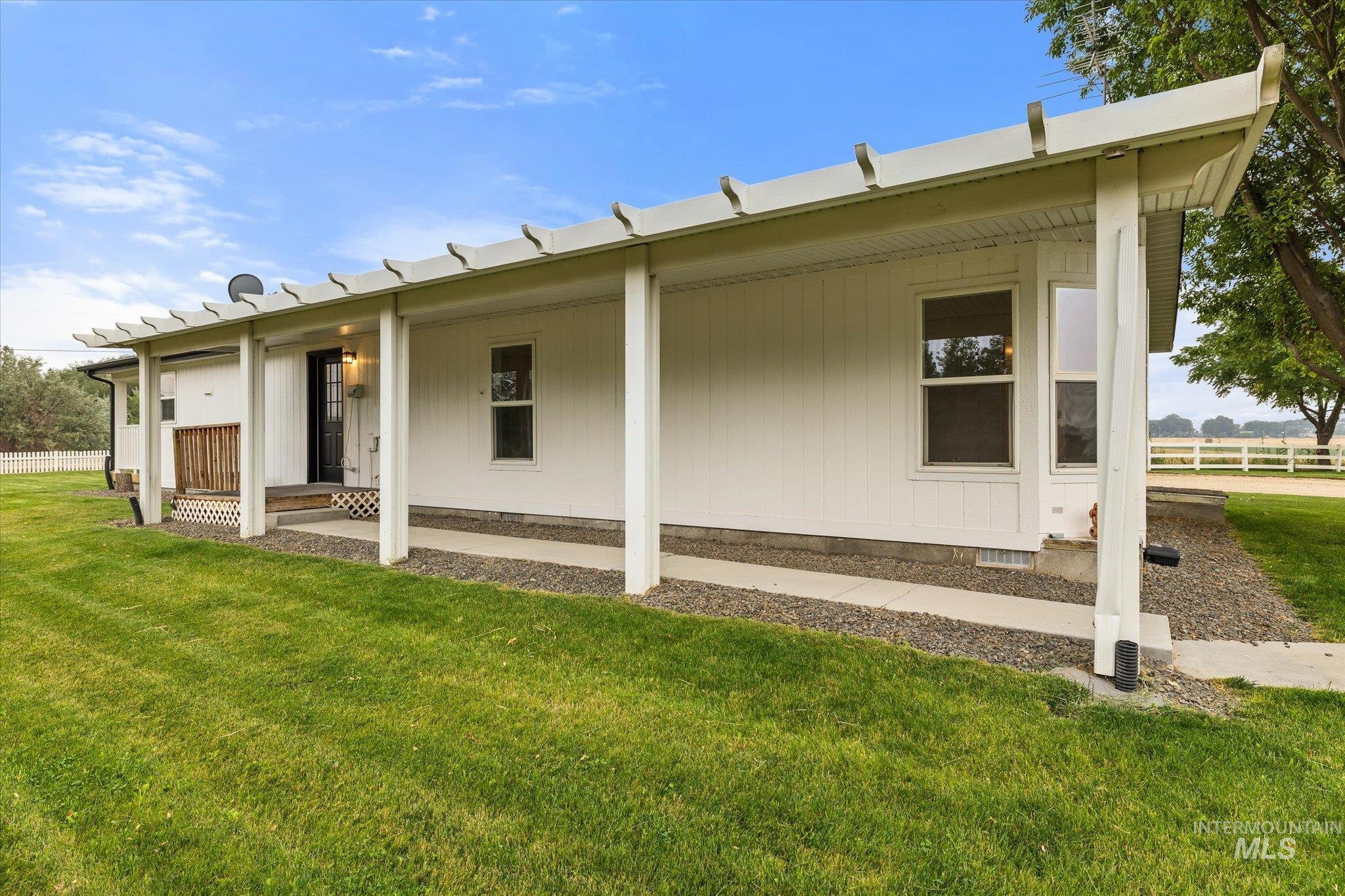 2283 Canyon Rd S, Melba, Idaho 83641, 3 Bedrooms, 2 Bathrooms, Residential For Sale, Price $1,595,000, 98995194