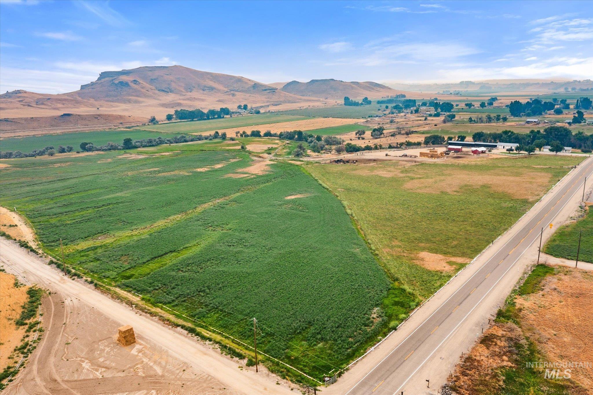 2283 Canyon Rd S, Melba, Idaho 83641, 3 Bedrooms, 2 Bathrooms, Residential For Sale, Price $1,595,000, 98995194