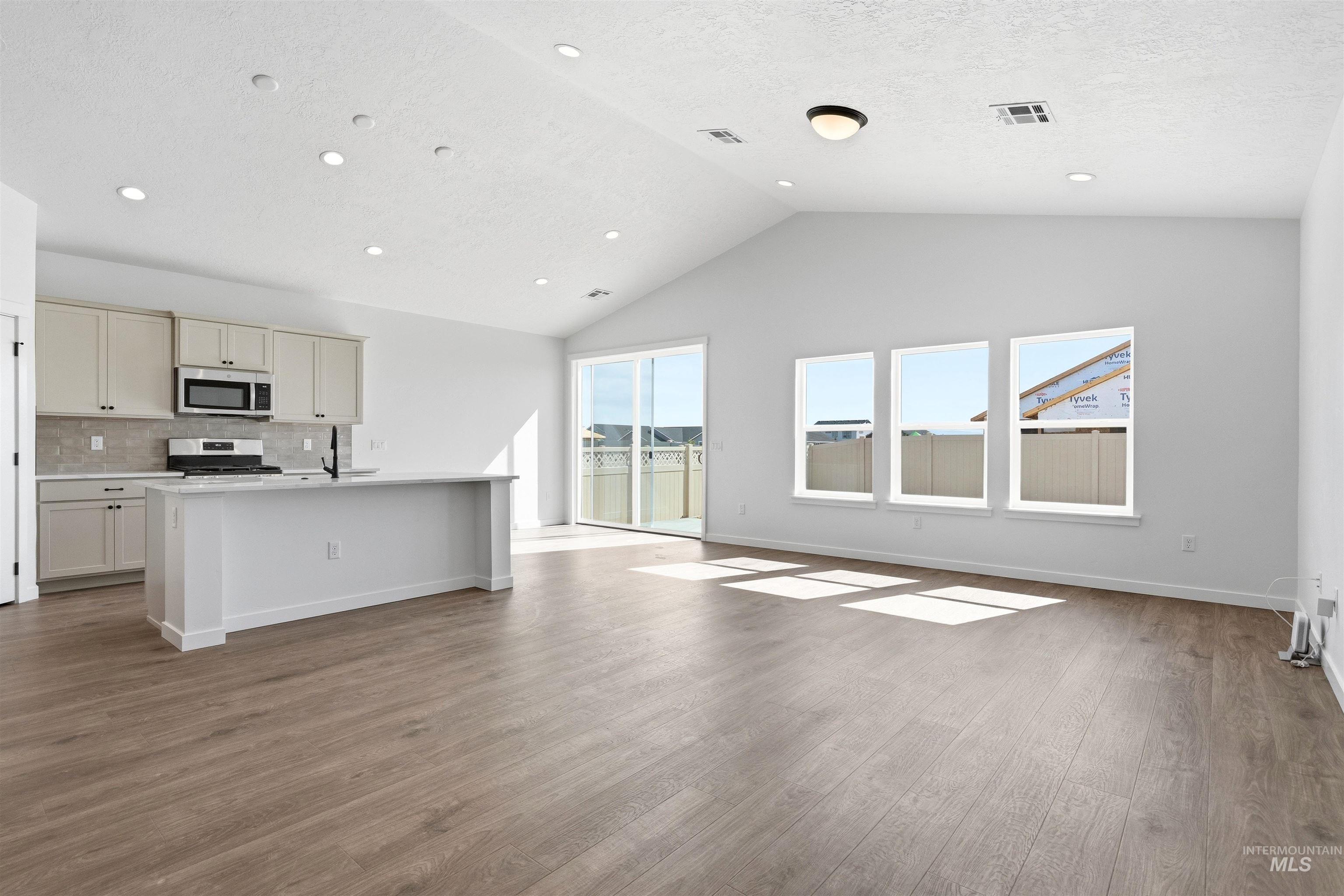 4416 Solitude way, Caldwell, Idaho 83607, 3 Bedrooms, 2 Bathrooms, Residential For Sale, Price $459,990,MLS 98995201