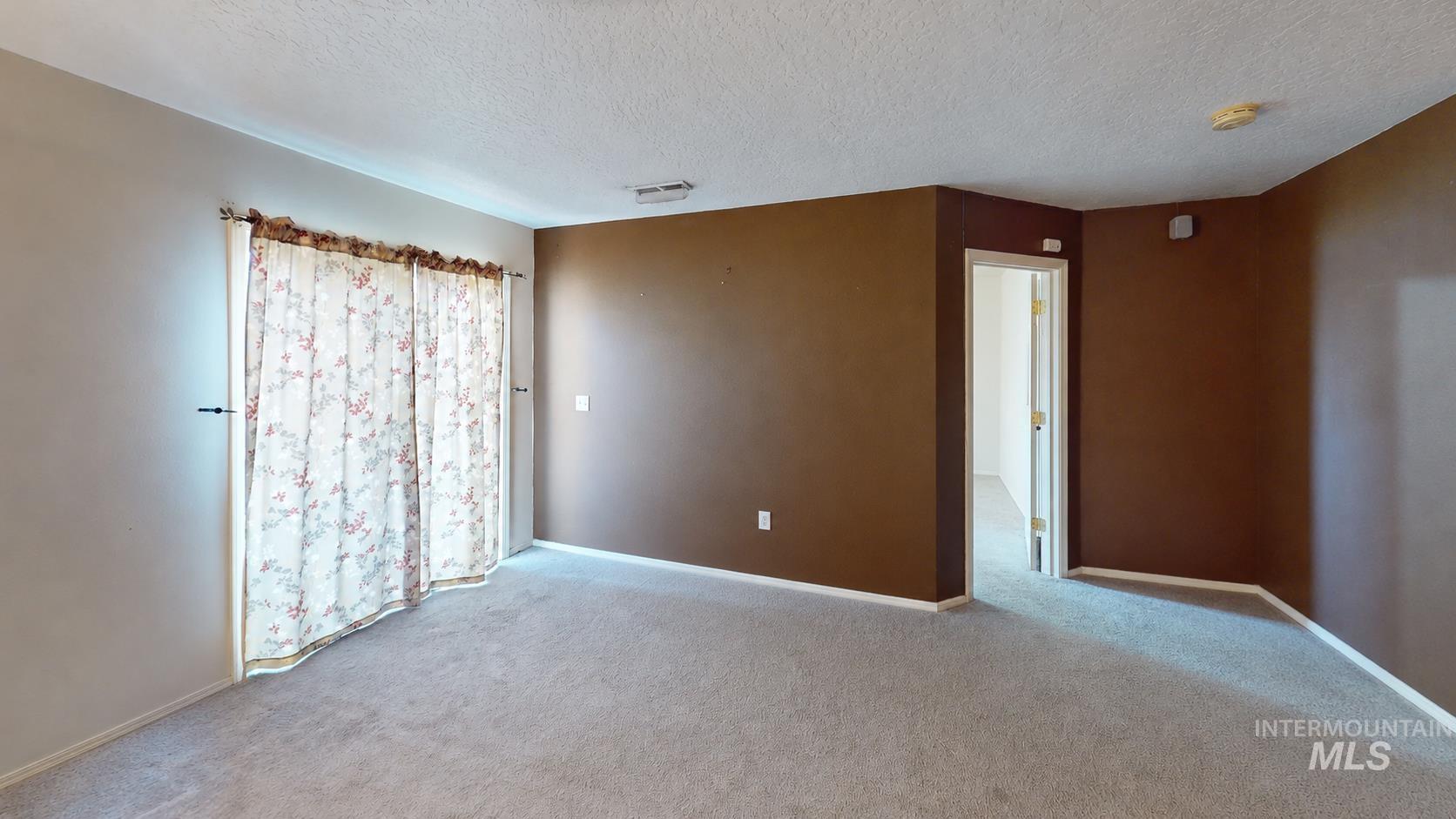 12976 Alicia St, Caldwell, Idaho 83607, 3 Bedrooms, 2 Bathrooms, Residential For Sale, Price $350,000, 98995202