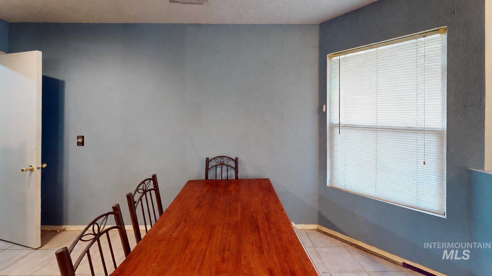 12976 Alicia St, Caldwell, Idaho 83607, 3 Bedrooms, 2 Bathrooms, Residential For Sale, Price $350,000, 98995202