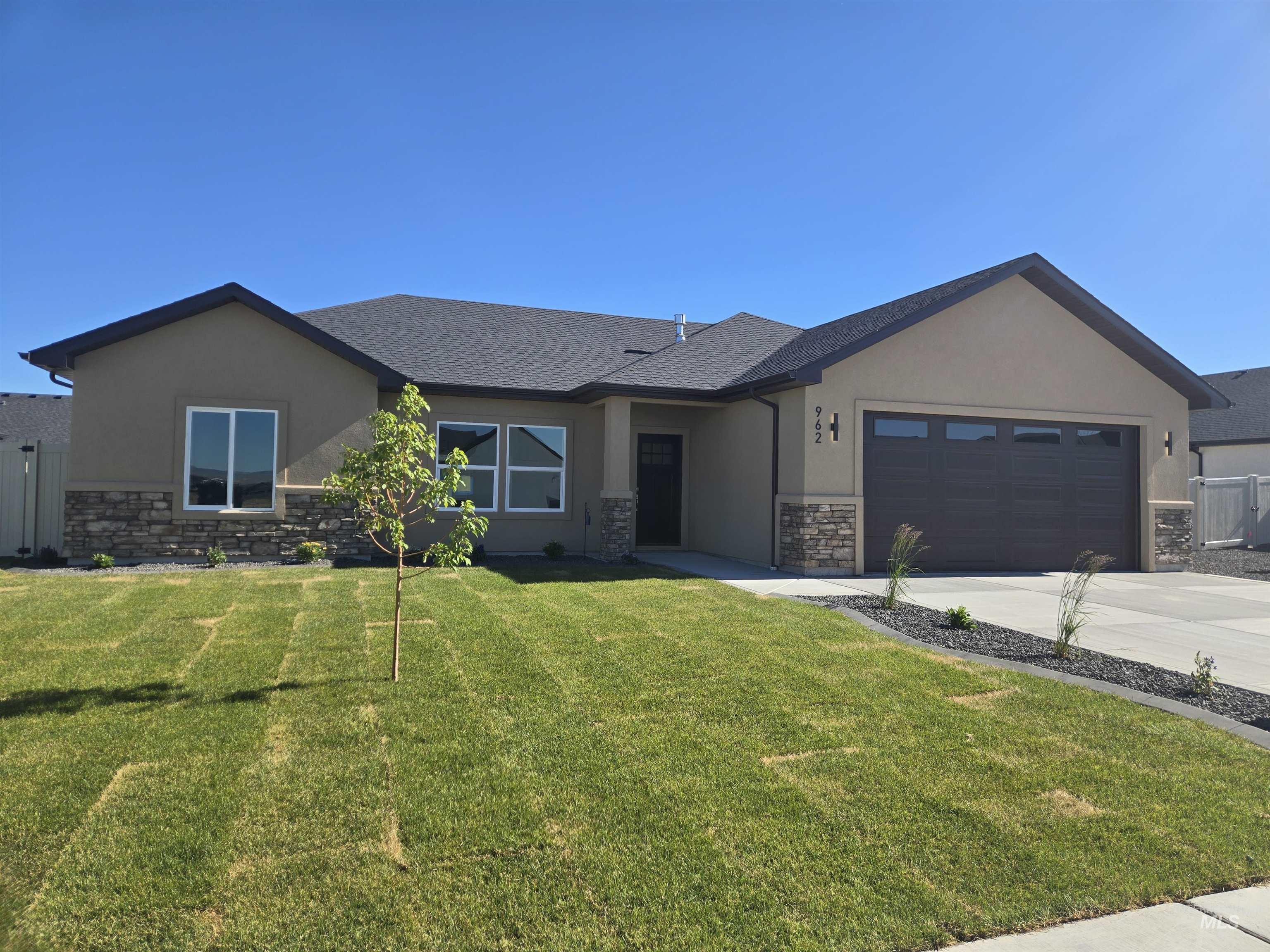 922 Adamite Road, Kimberly, Idaho 83341, 3 Bedrooms, 2 Bathrooms, Residential For Sale, Price $399,000, 98995203