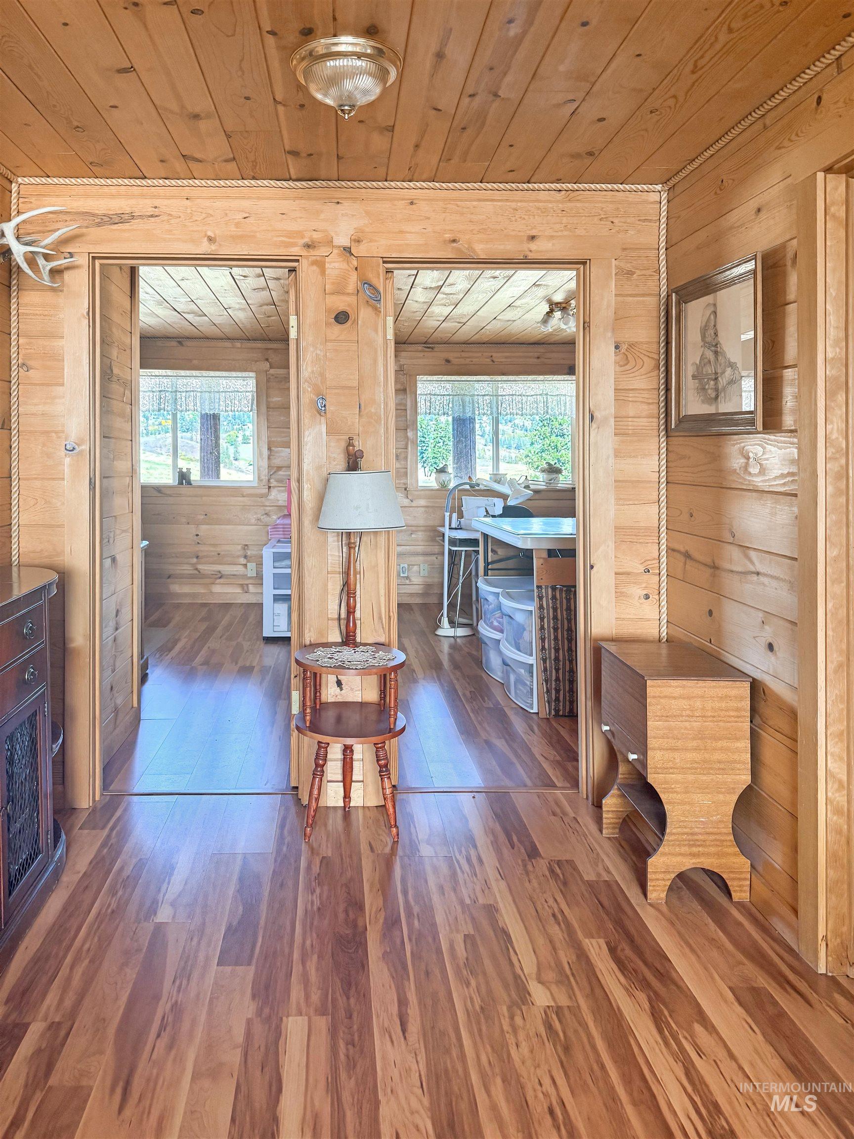 164 Beaver Nob, Kamiah, Idaho 83536, 2 Bedrooms, 2 Bathrooms, Residential For Sale, Price $580,000,MLS 98995205