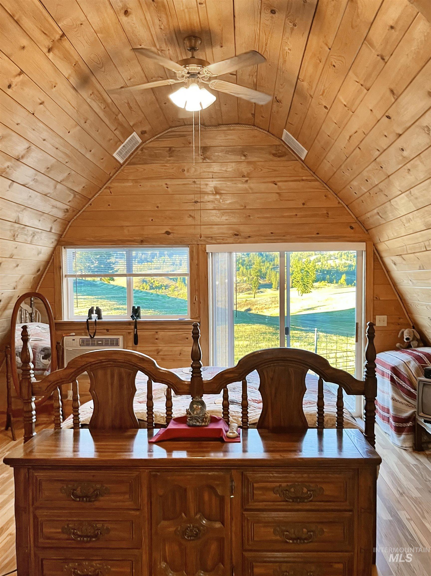 164 Beaver Nob, Kamiah, Idaho 83536, 2 Bedrooms, 2 Bathrooms, Residential For Sale, Price $580,000,MLS 98995205