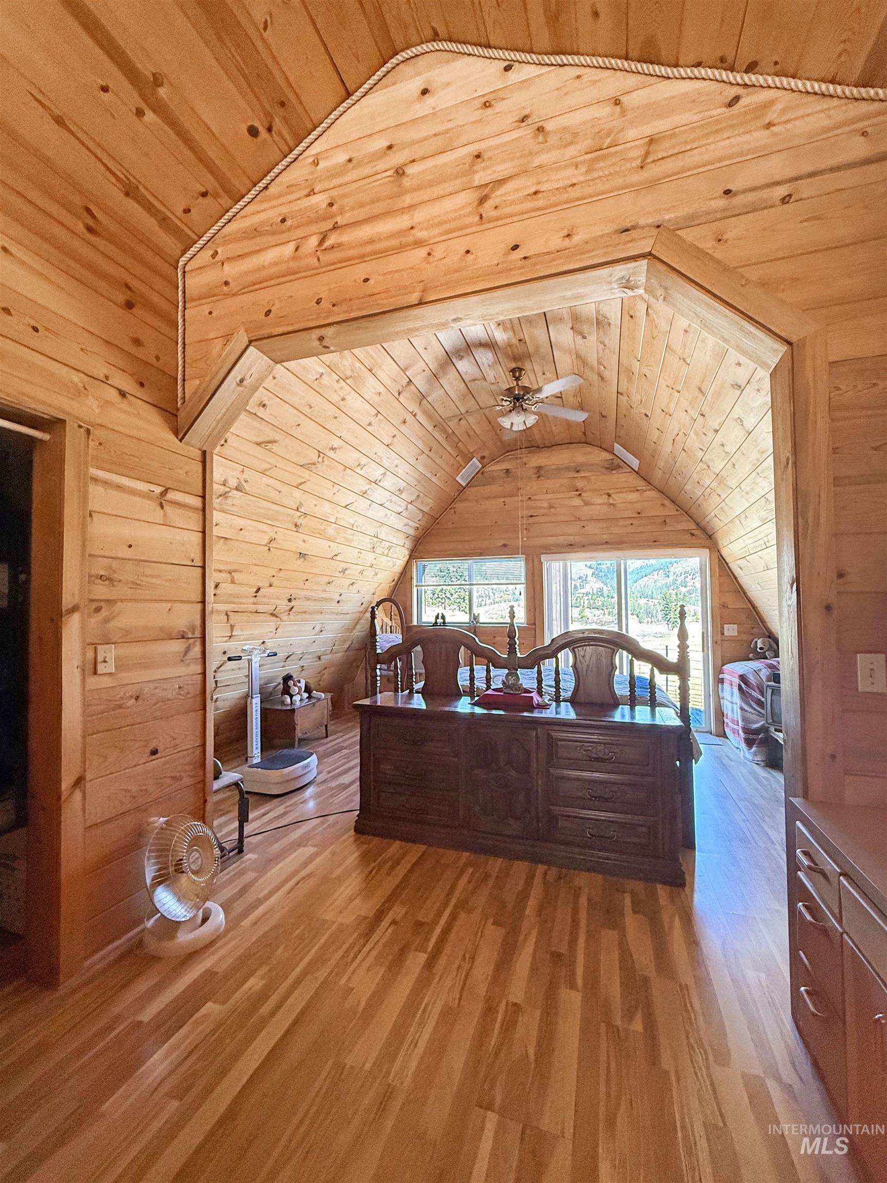 164 Beaver Nob, Kamiah, Idaho 83536, 2 Bedrooms, 2 Bathrooms, Residential For Sale, Price $580,000,MLS 98995205