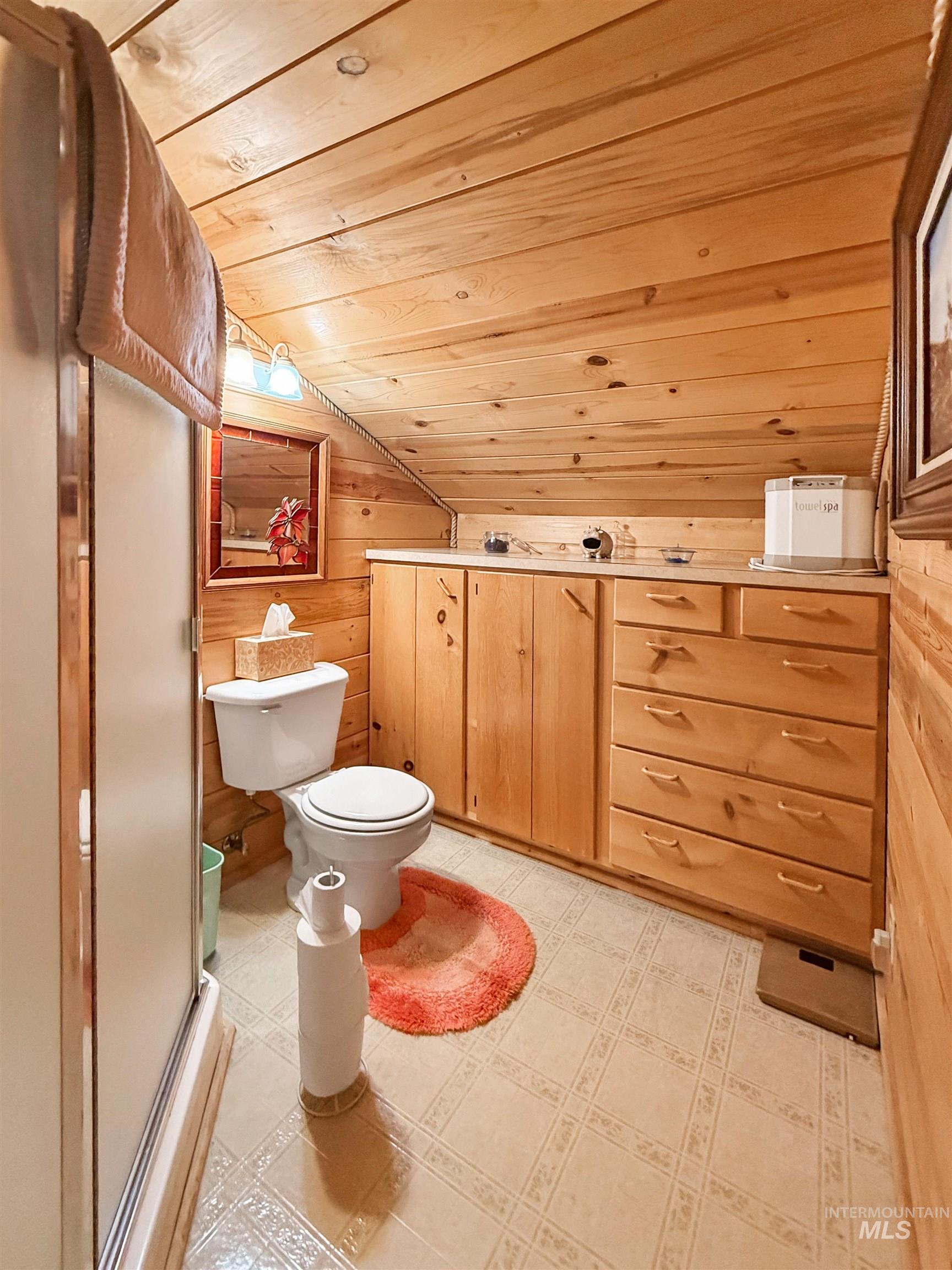 164 Beaver Nob, Kamiah, Idaho 83536, 2 Bedrooms, 2 Bathrooms, Residential For Sale, Price $580,000,MLS 98995205