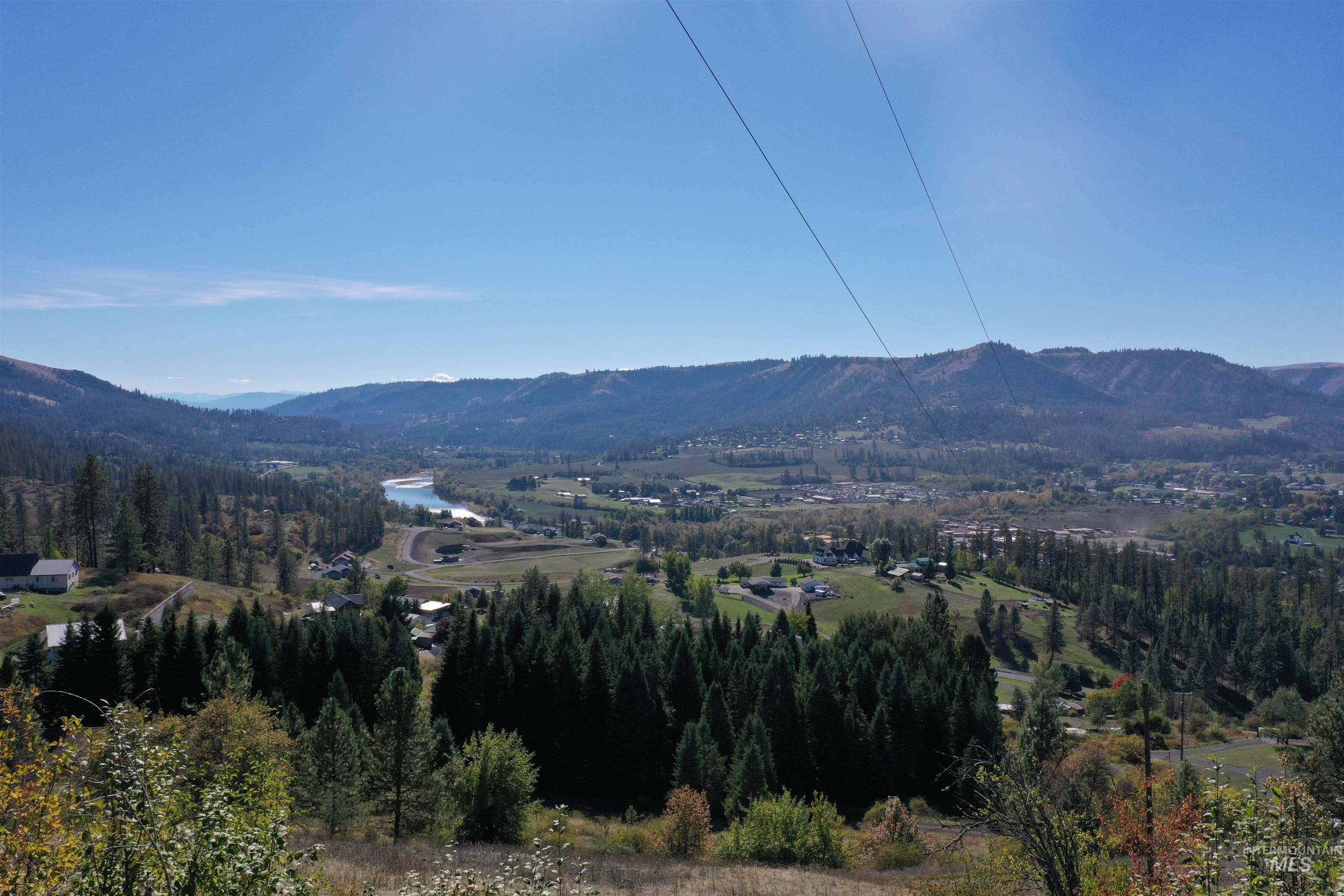 164 Beaver Nob, Kamiah, Idaho 83536, 2 Bedrooms, 2 Bathrooms, Residential For Sale, Price $580,000,MLS 98995205