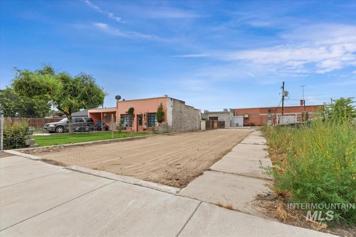 18 E Owyhee Ave, Homedale, Idaho 83628, Business/Commercial For Sale, Price $85,000, 98995209