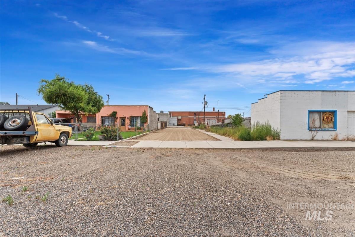 18 E Owyhee Ave, Homedale, Idaho 83628, Business/Commercial For Sale, Price $85,000, 98995209