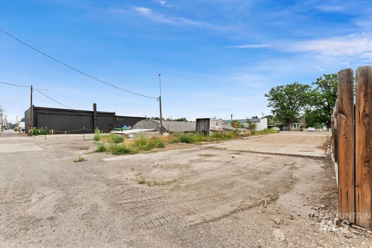 18 E Owyhee Ave, Homedale, Idaho 83628, Business/Commercial For Sale, Price $85,000, 98995209