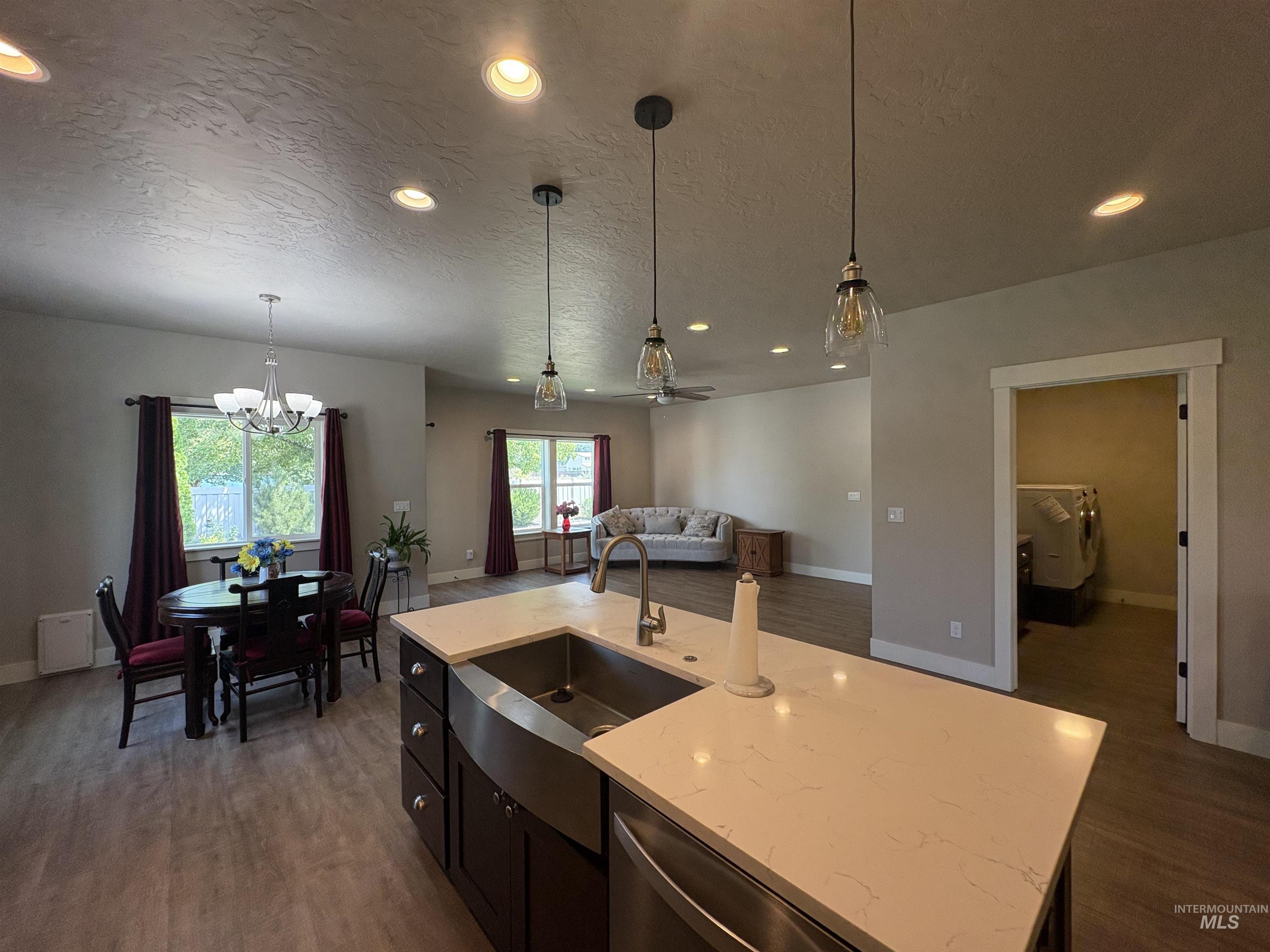 1634 Oak Ave, Fruitland, Idaho 83619, 4 Bedrooms, 2.5 Bathrooms, Residential For Sale, Price $450,000,MLS 98995211