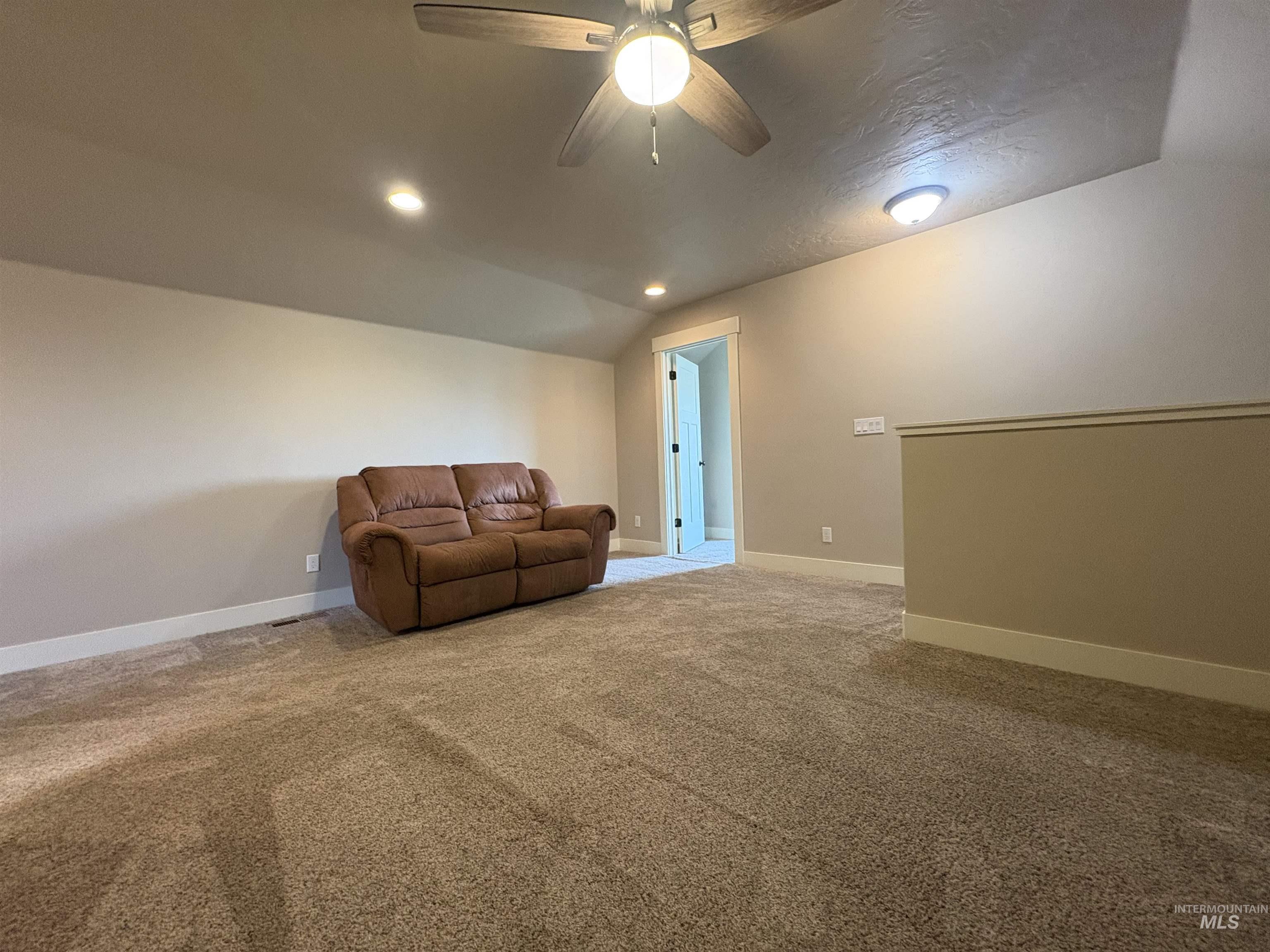 1634 Oak Ave, Fruitland, Idaho 83619, 4 Bedrooms, 2.5 Bathrooms, Residential For Sale, Price $450,000,MLS 98995211