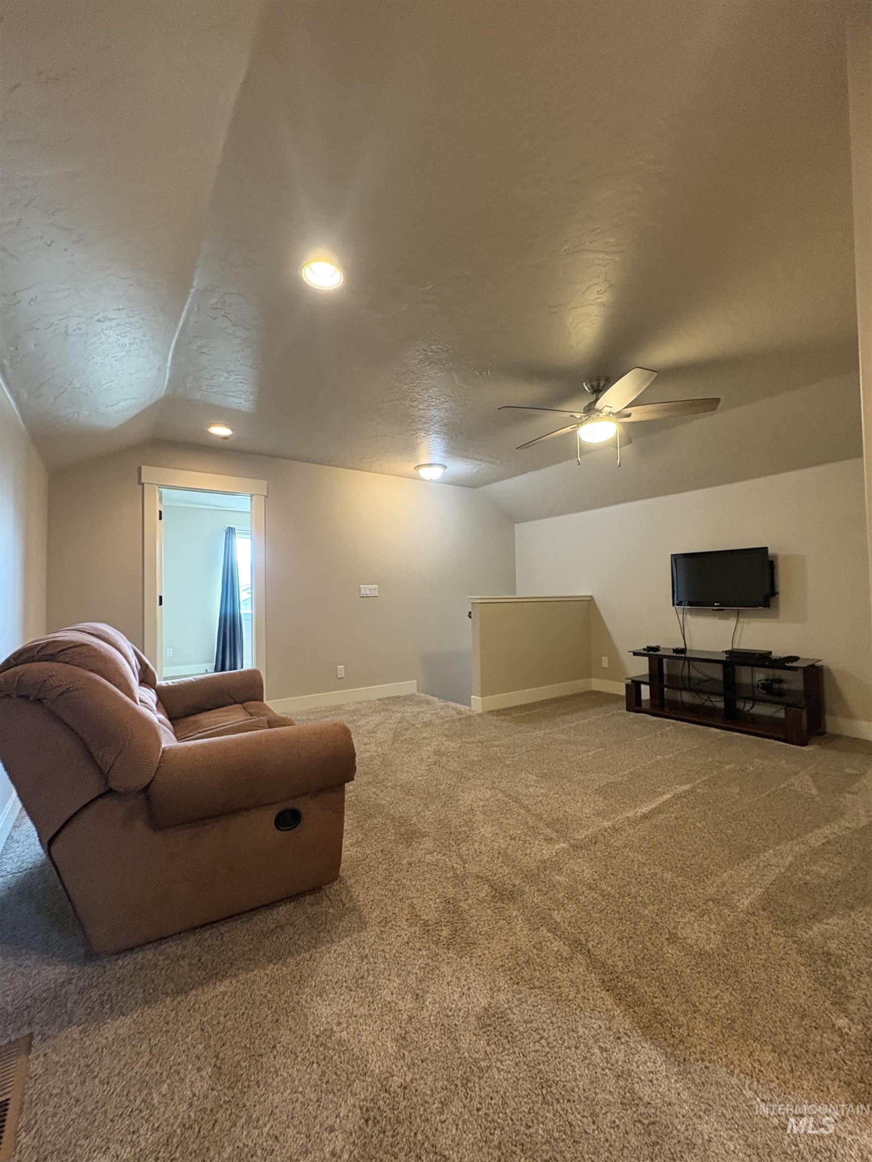 1634 Oak Ave, Fruitland, Idaho 83619, 4 Bedrooms, 2.5 Bathrooms, Residential For Sale, Price $450,000,MLS 98995211