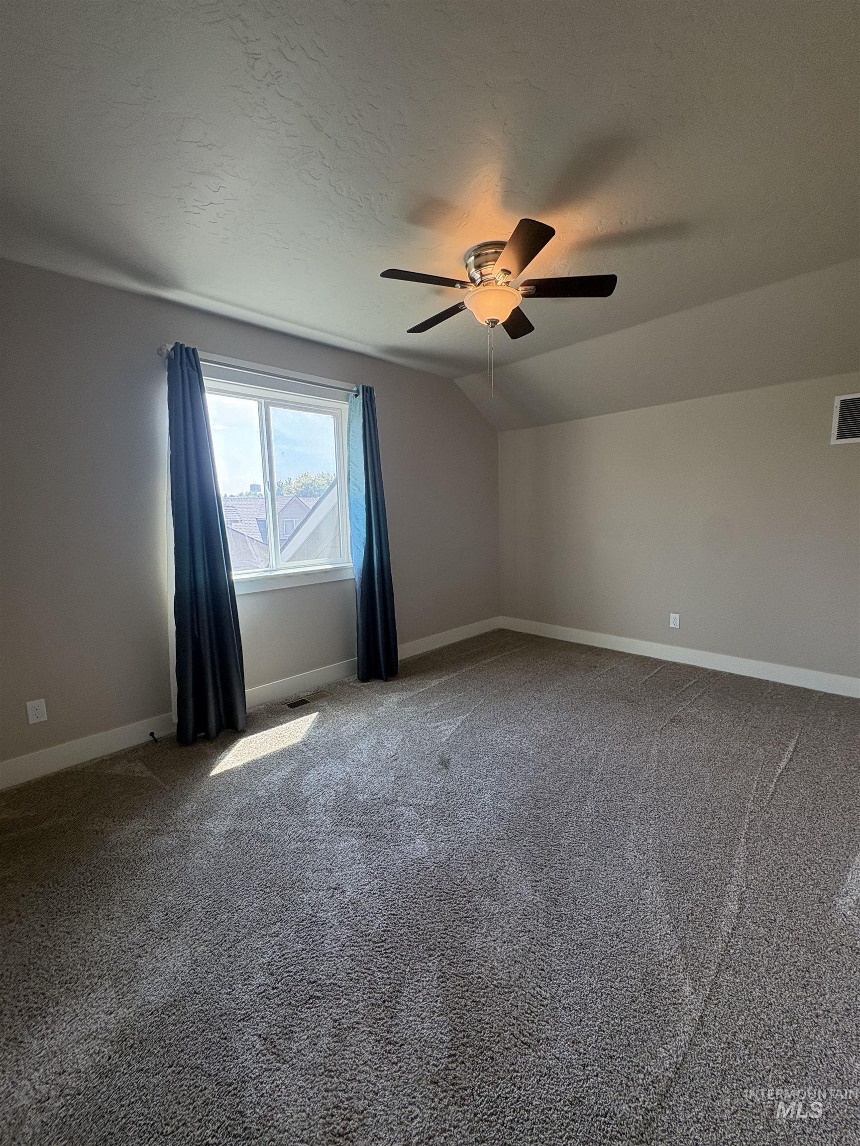 1634 Oak Ave, Fruitland, Idaho 83619, 4 Bedrooms, 2.5 Bathrooms, Residential For Sale, Price $450,000,MLS 98995211