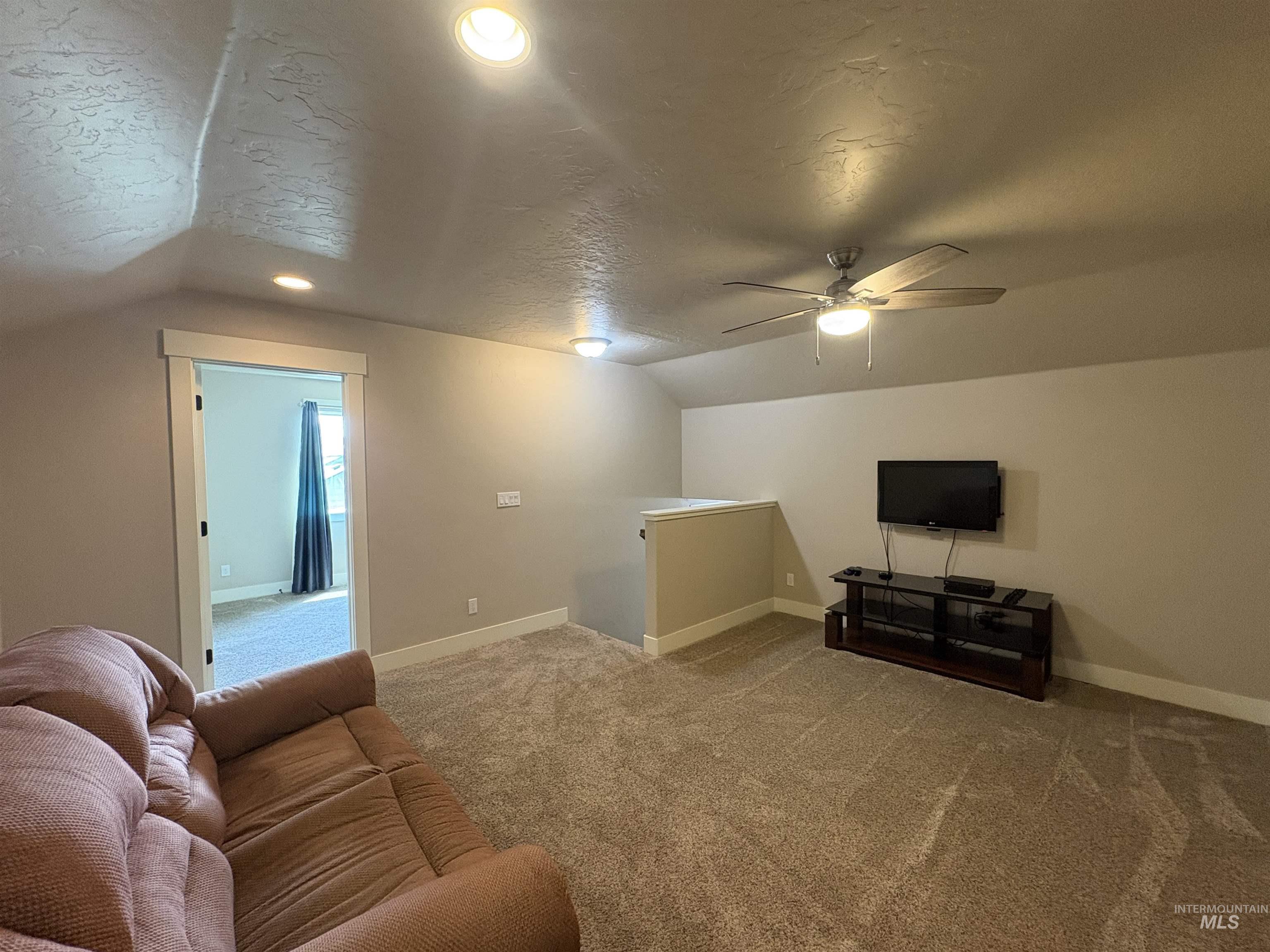 1634 Oak Ave, Fruitland, Idaho 83619, 4 Bedrooms, 2.5 Bathrooms, Residential For Sale, Price $450,000,MLS 98995211
