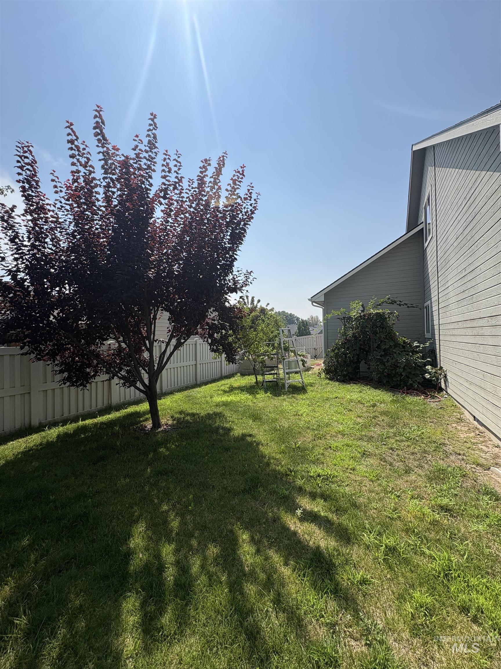 1634 Oak Ave, Fruitland, Idaho 83619, 4 Bedrooms, 2.5 Bathrooms, Residential For Sale, Price $450,000,MLS 98995211