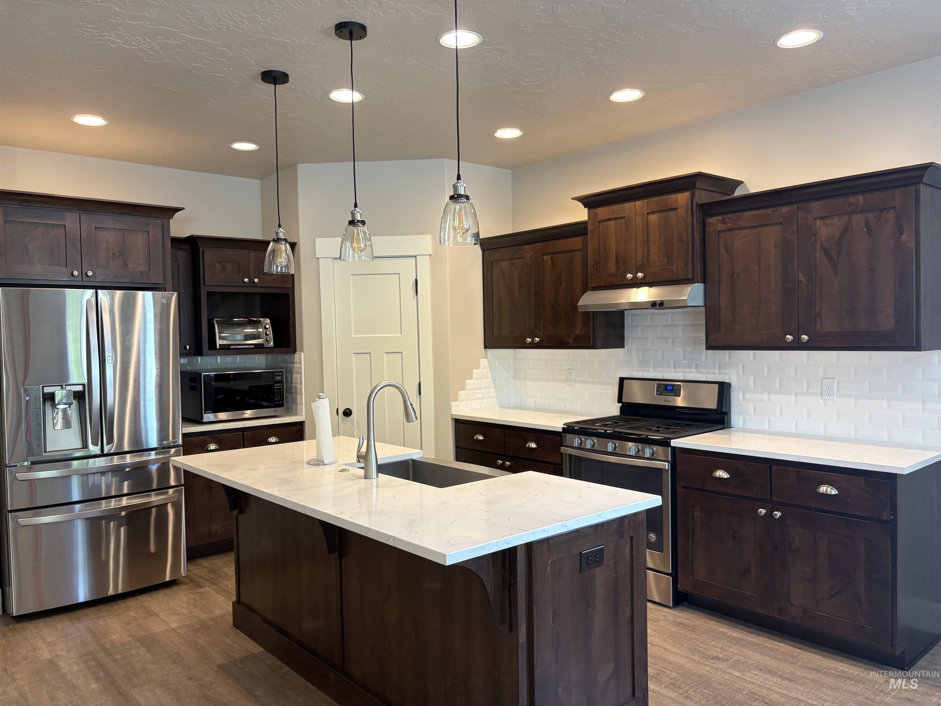1634 Oak Ave, Fruitland, Idaho 83619, 4 Bedrooms, 2.5 Bathrooms, Residential For Sale, Price $450,000,MLS 98995211