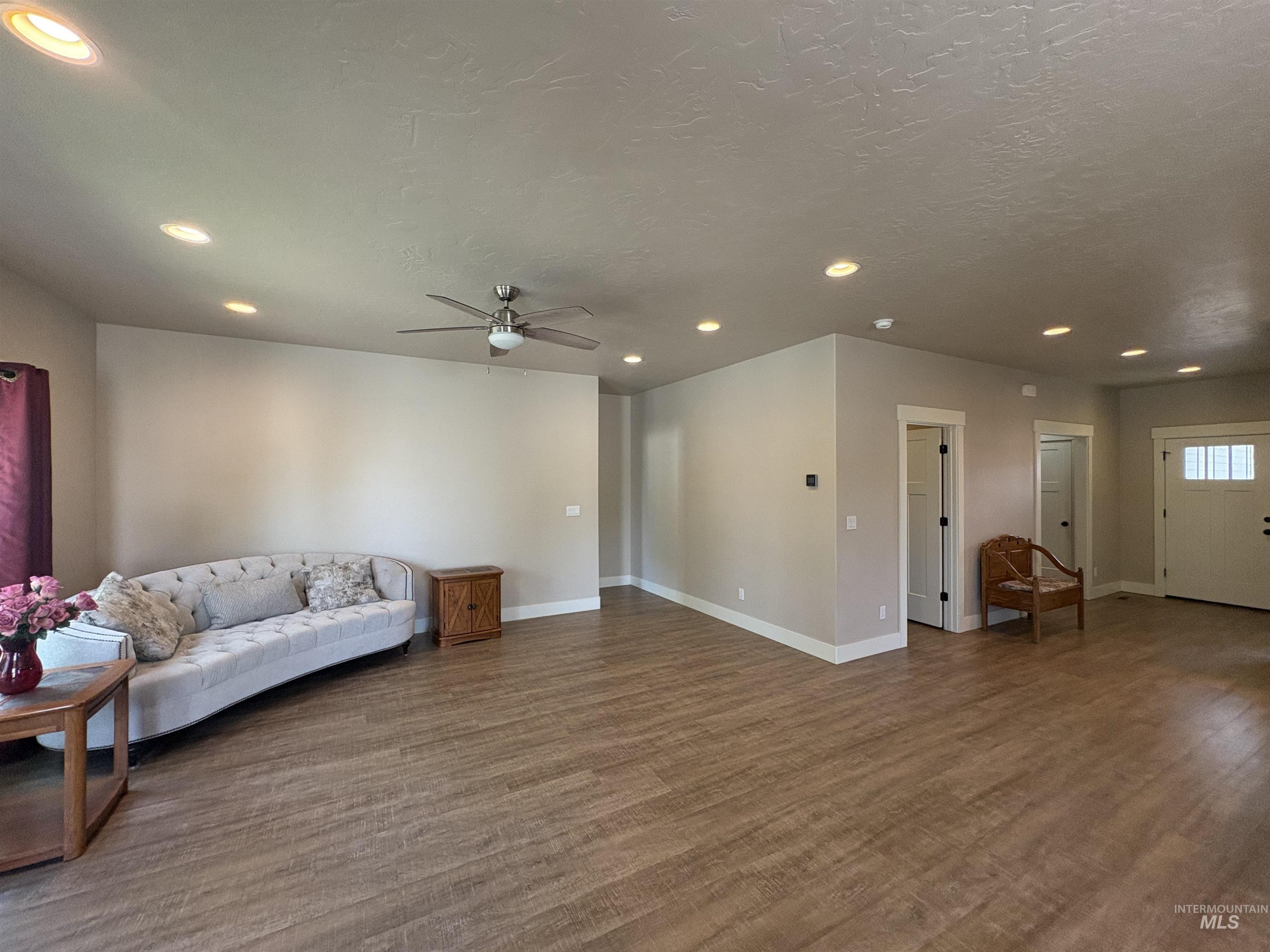 1634 Oak Ave, Fruitland, Idaho 83619, 4 Bedrooms, 2.5 Bathrooms, Residential For Sale, Price $450,000,MLS 98995211