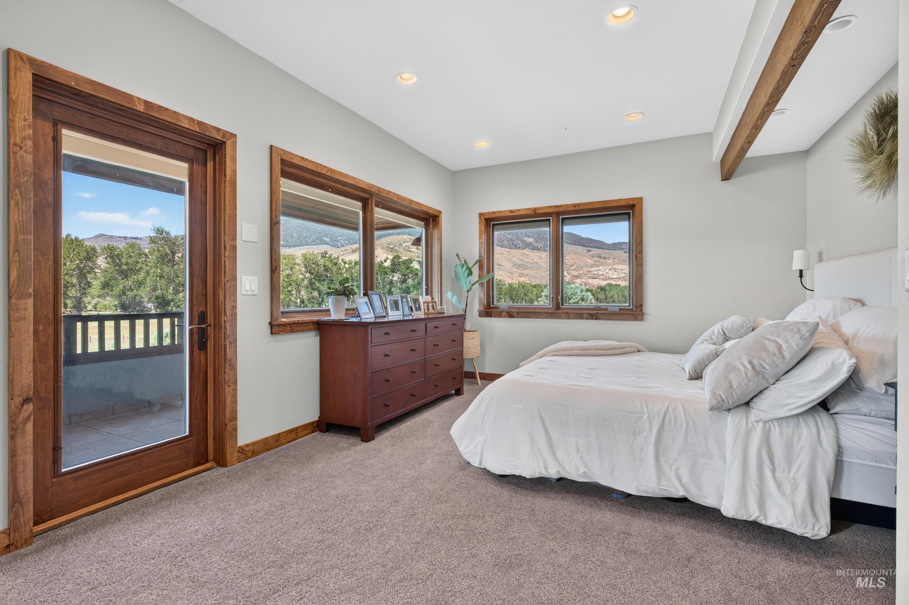 63 Mountain View Rd, Salmon, Idaho 83647, 9 Bedrooms, 4.5 Bathrooms, Residential For Sale, Price $1,699,988, 98995212