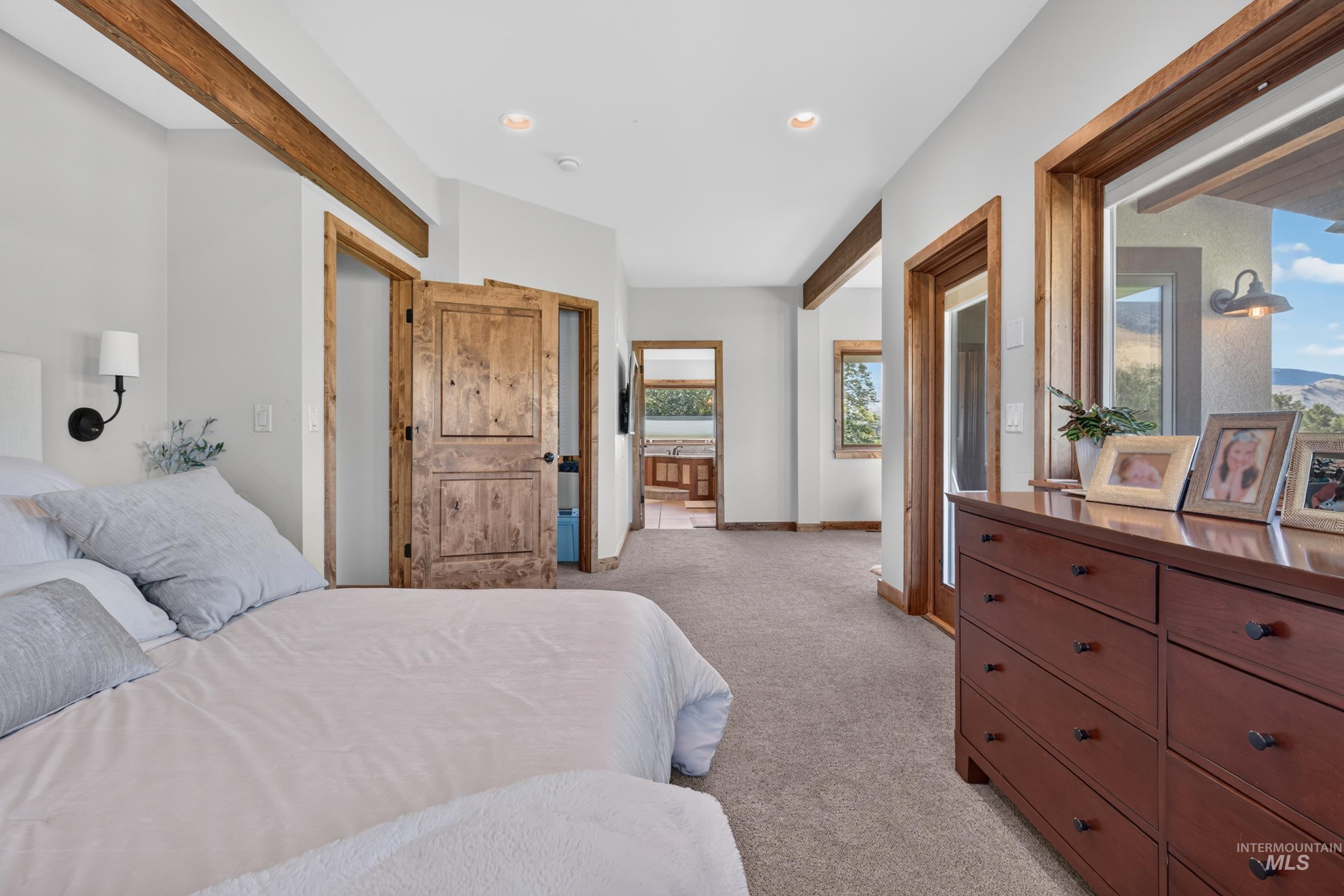 63 Mountain View Rd, Salmon, Idaho 83647, 9 Bedrooms, 4.5 Bathrooms, Residential For Sale, Price $1,699,988, 98995212