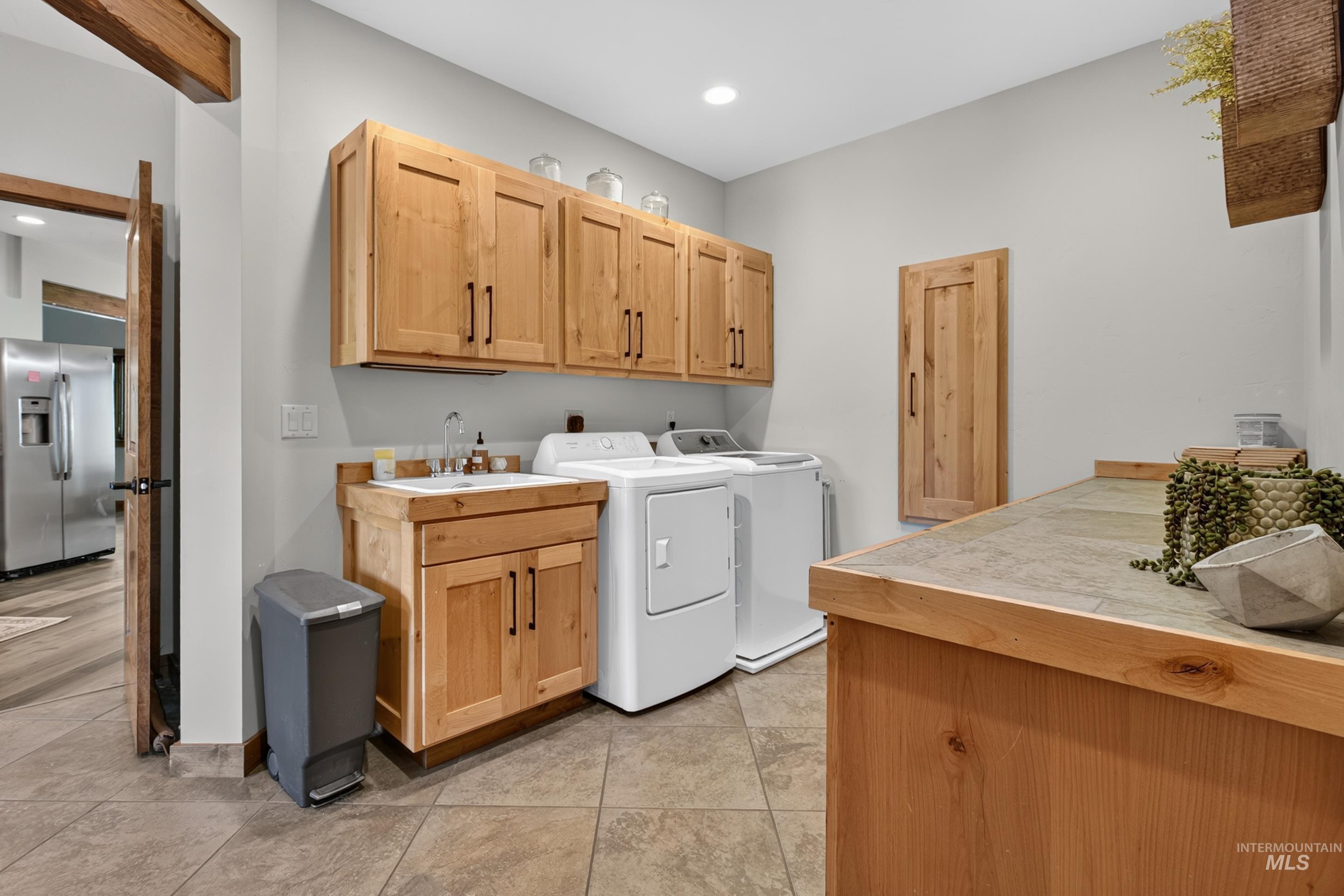 63 Mountain View Rd, Salmon, Idaho 83647, 9 Bedrooms, 4.5 Bathrooms, Residential For Sale, Price $1,699,988, 98995212