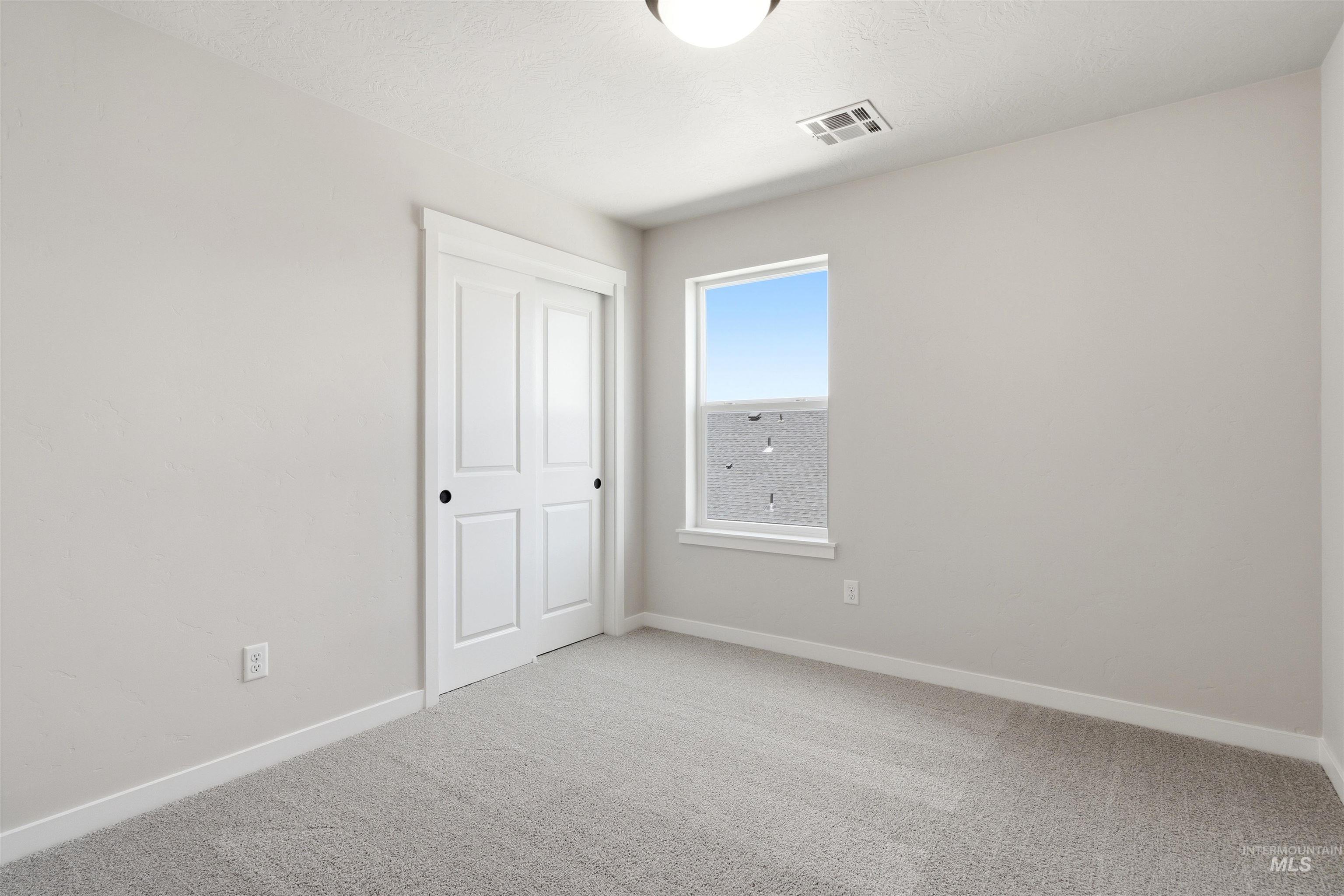 9535 S Stonefly ave, Kuna, Idaho 83634, 3 Bedrooms, 2.5 Bathrooms, Residential For Sale, Price $439,990,MLS 98995214
