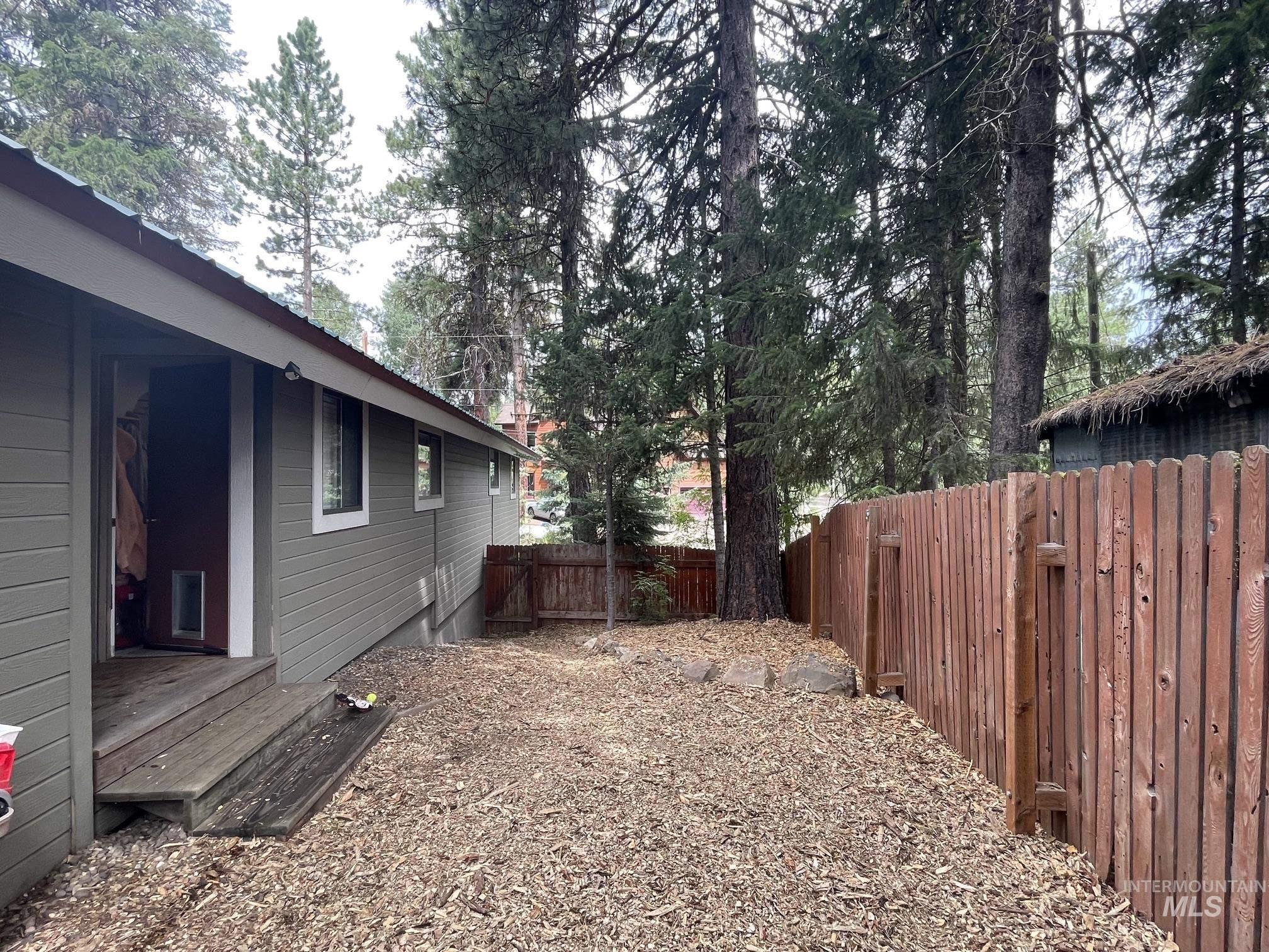 1025 Meadows Rd, McCall, Idaho 83638, 3 Bedrooms, 2 Bathrooms, Residential For Sale, Price $739,000, 98995216