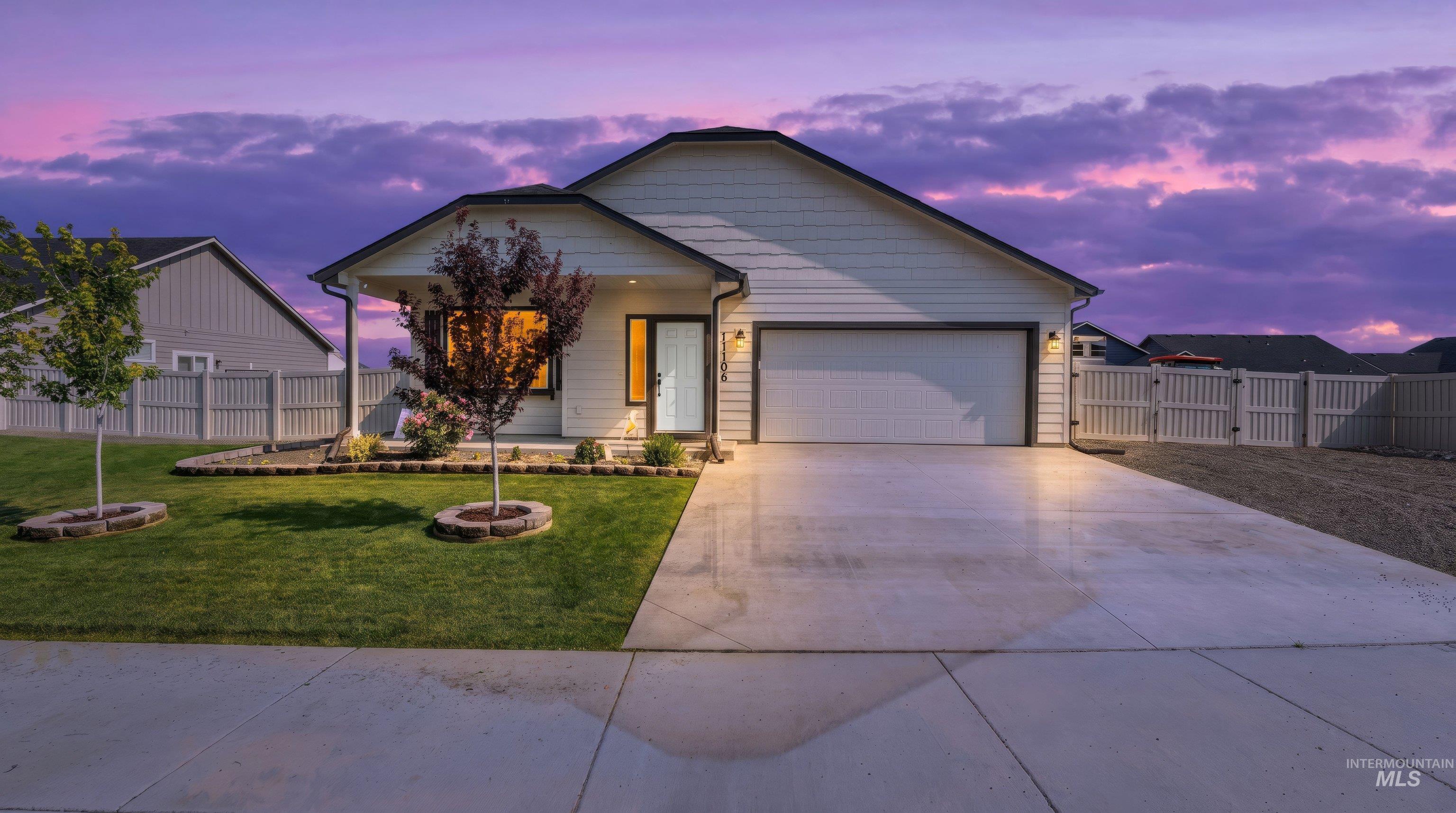 11106 Shadow Glen Dr, Caldwell, Idaho 83605, 3 Bedrooms, 2 Bathrooms, Residential For Sale, Price $424,900,MLS 98995219