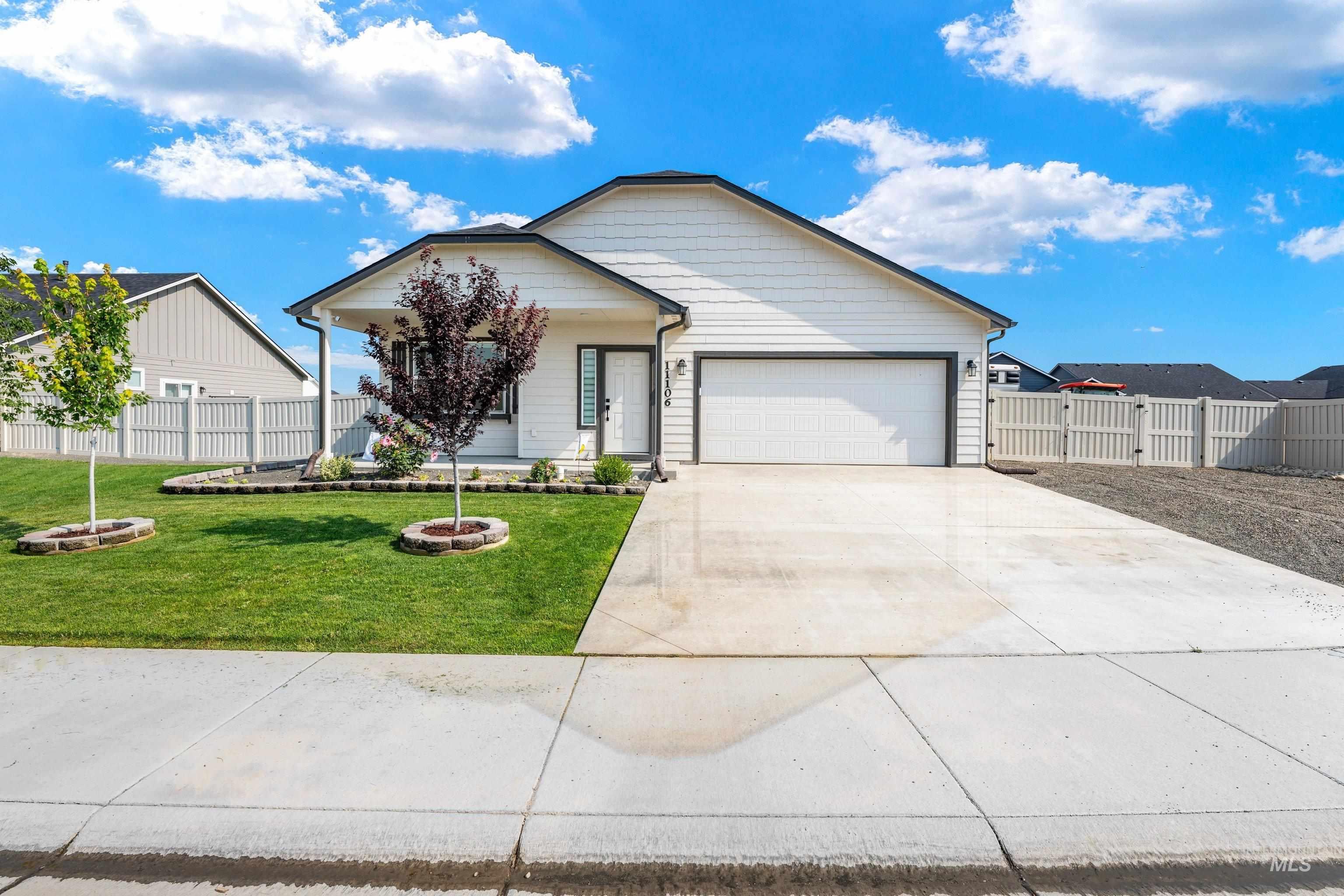 11106 Shadow Glen Dr, Caldwell, Idaho 83605, 3 Bedrooms, 2 Bathrooms, Residential For Sale, Price $424,900,MLS 98995219